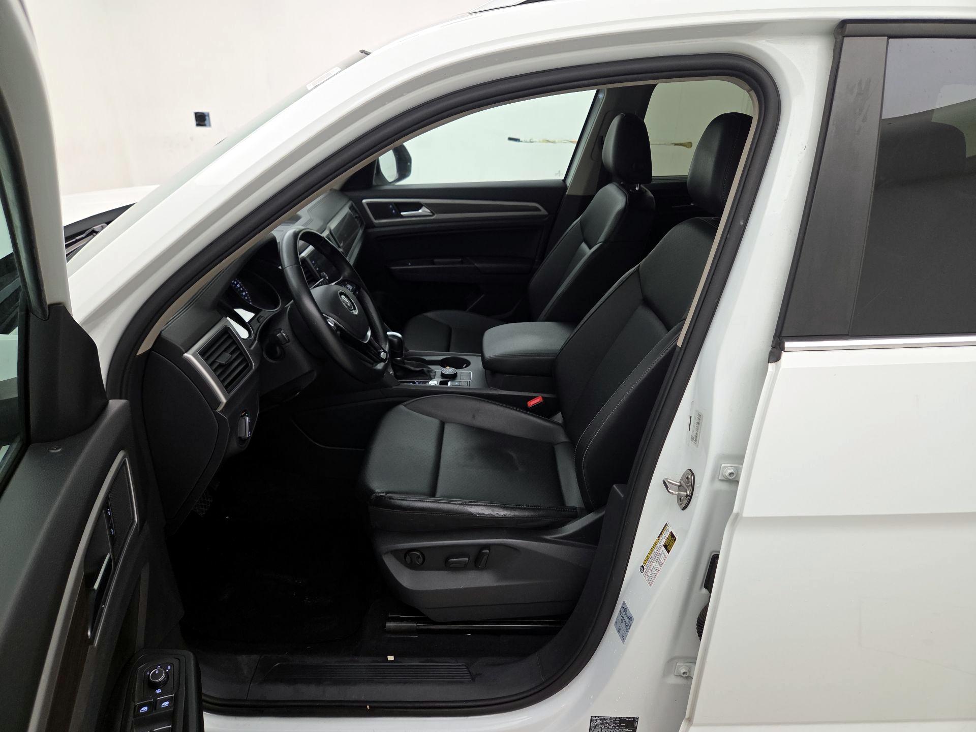 Thumbnail: 2019 Volkswagen Atlas - 11