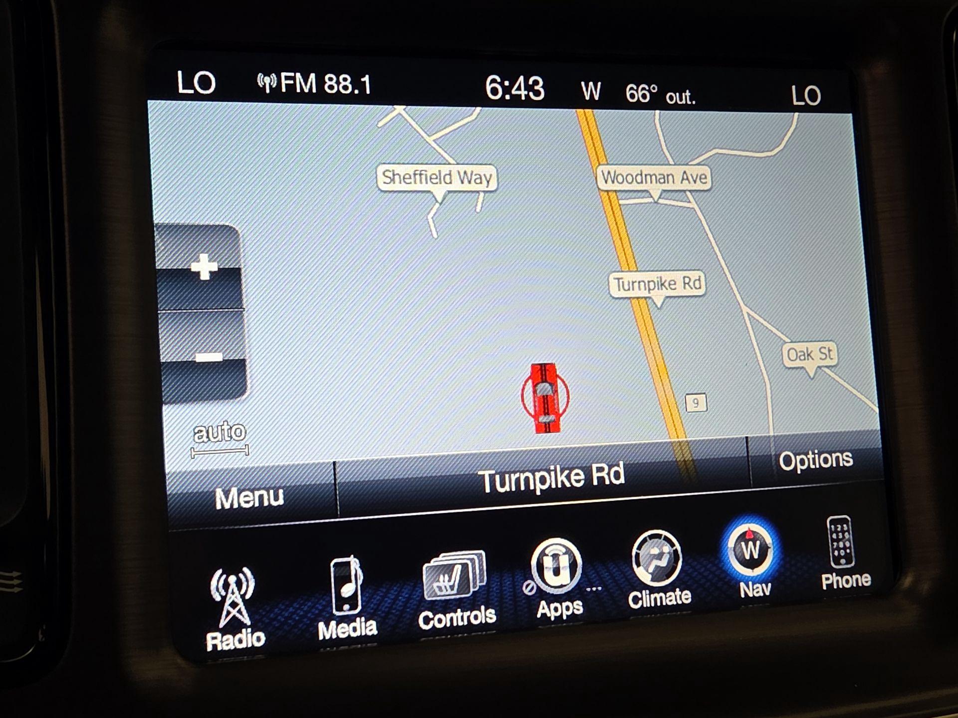 Thumbnail: 2016 Dodge Challenger - 14