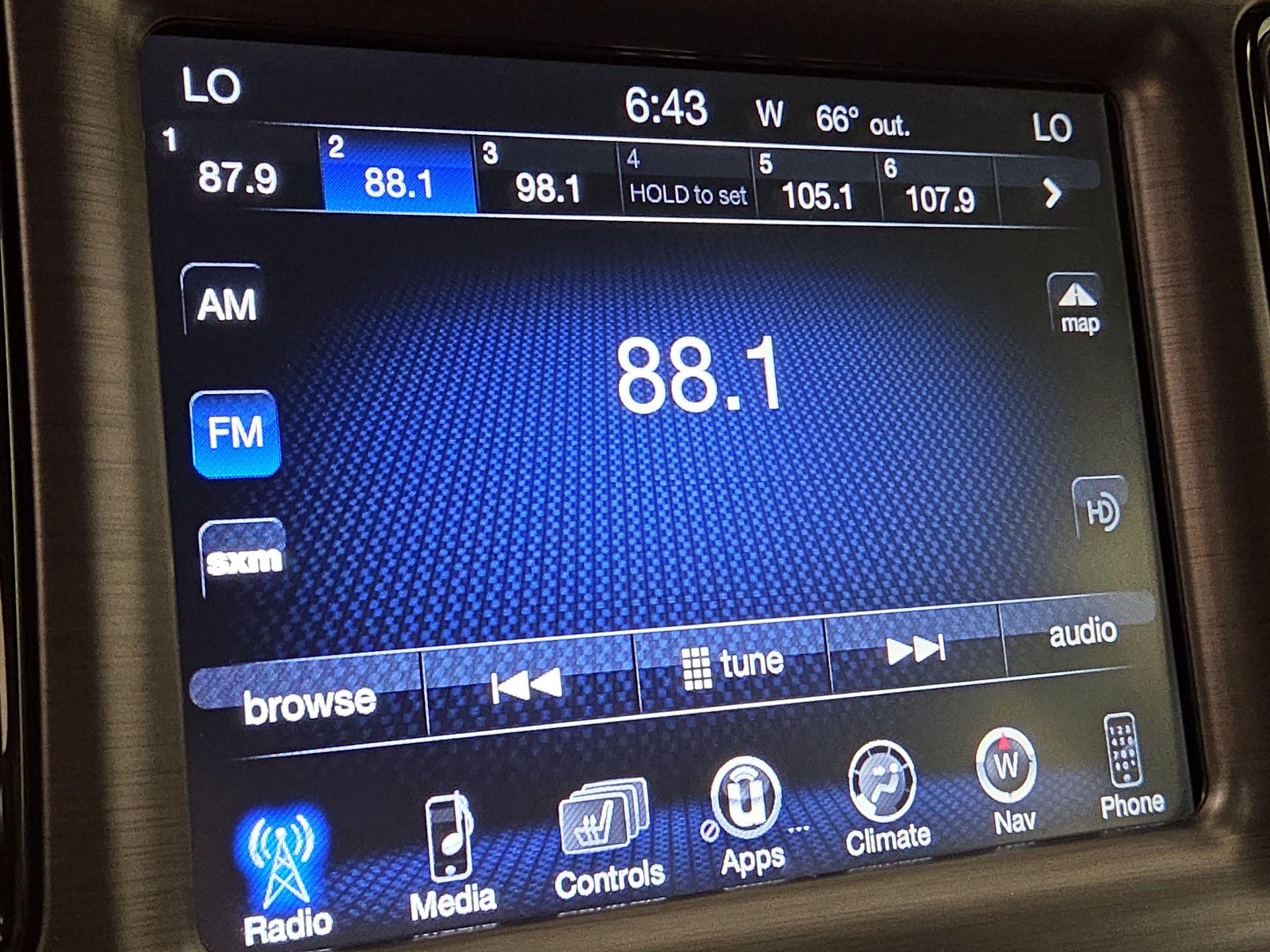 Thumbnail: 2016 Dodge Challenger - 16