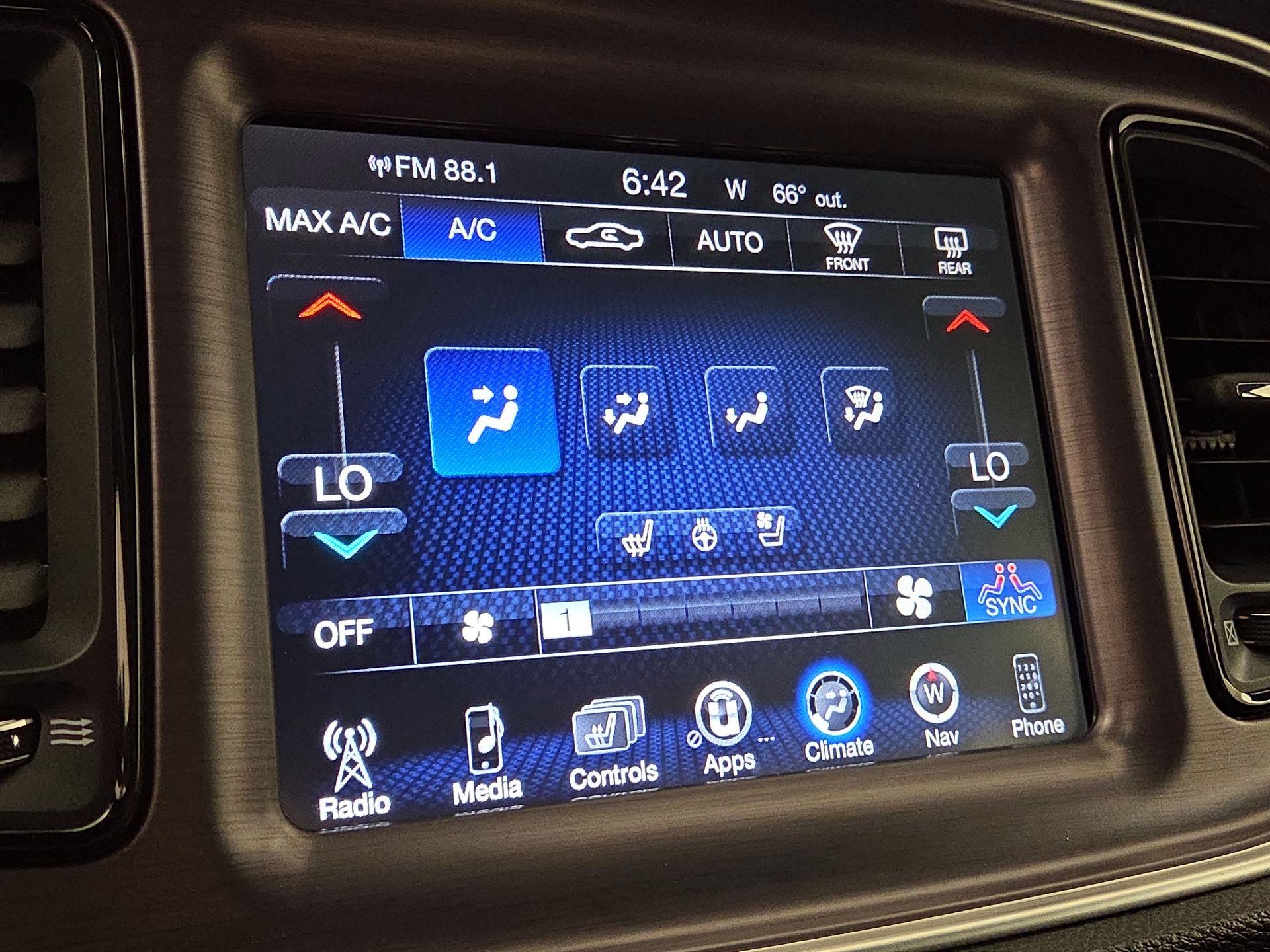 Thumbnail: 2016 Dodge Challenger - 17