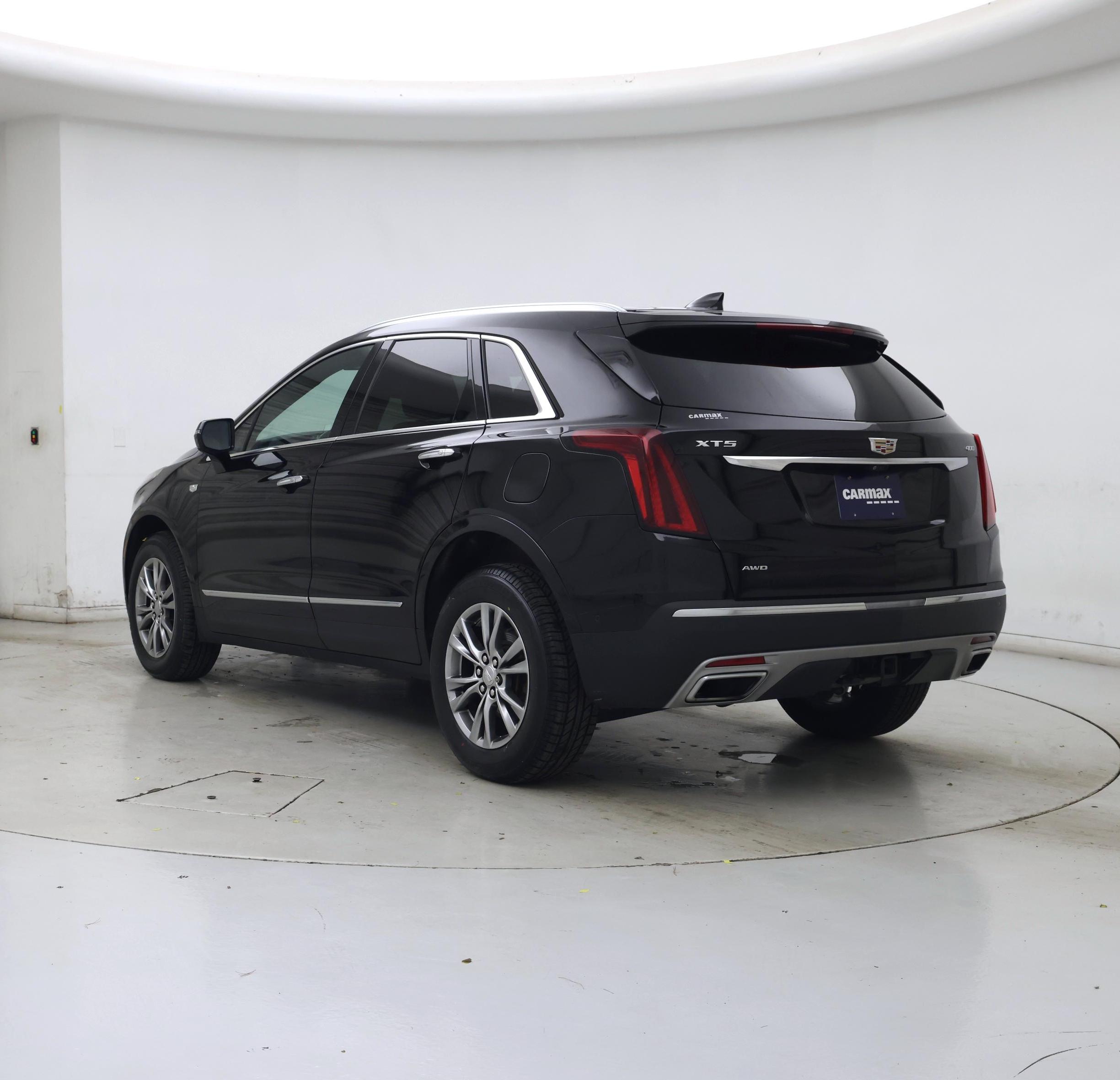 Thumbnail: 2021 Cadillac XT5 - 2