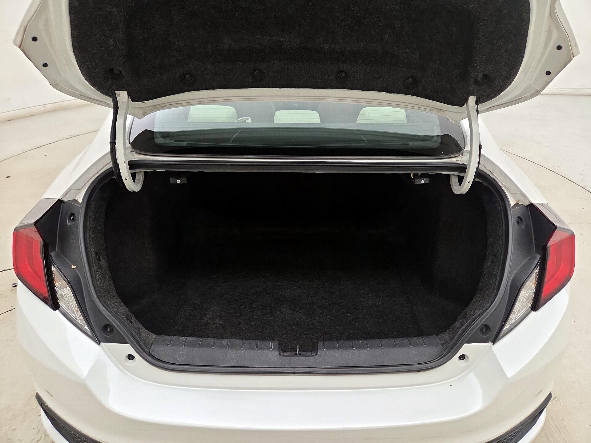 Thumbnail: 2019 Honda Civic - 20