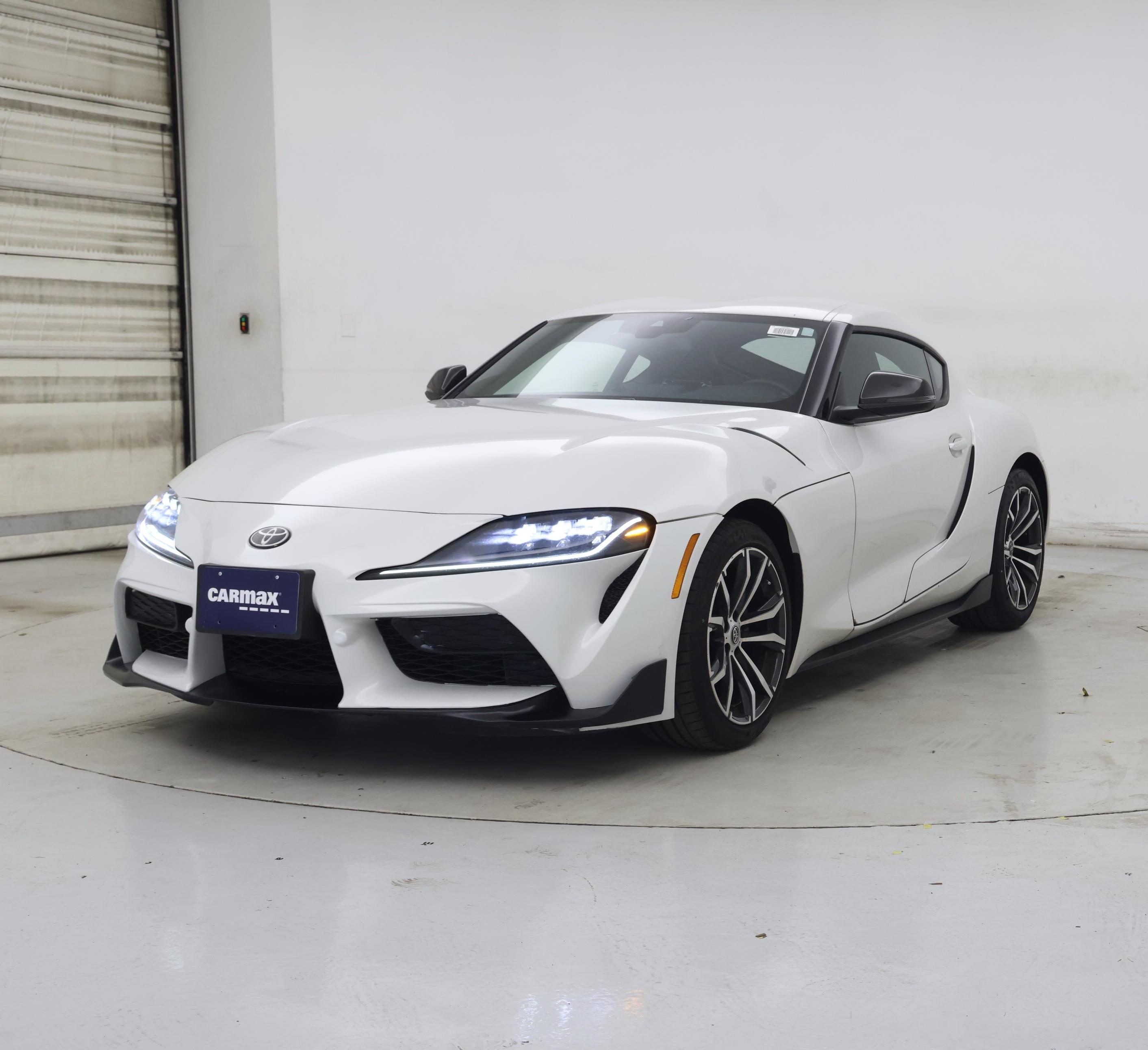 Thumbnail: 2023 Toyota Supra - 4