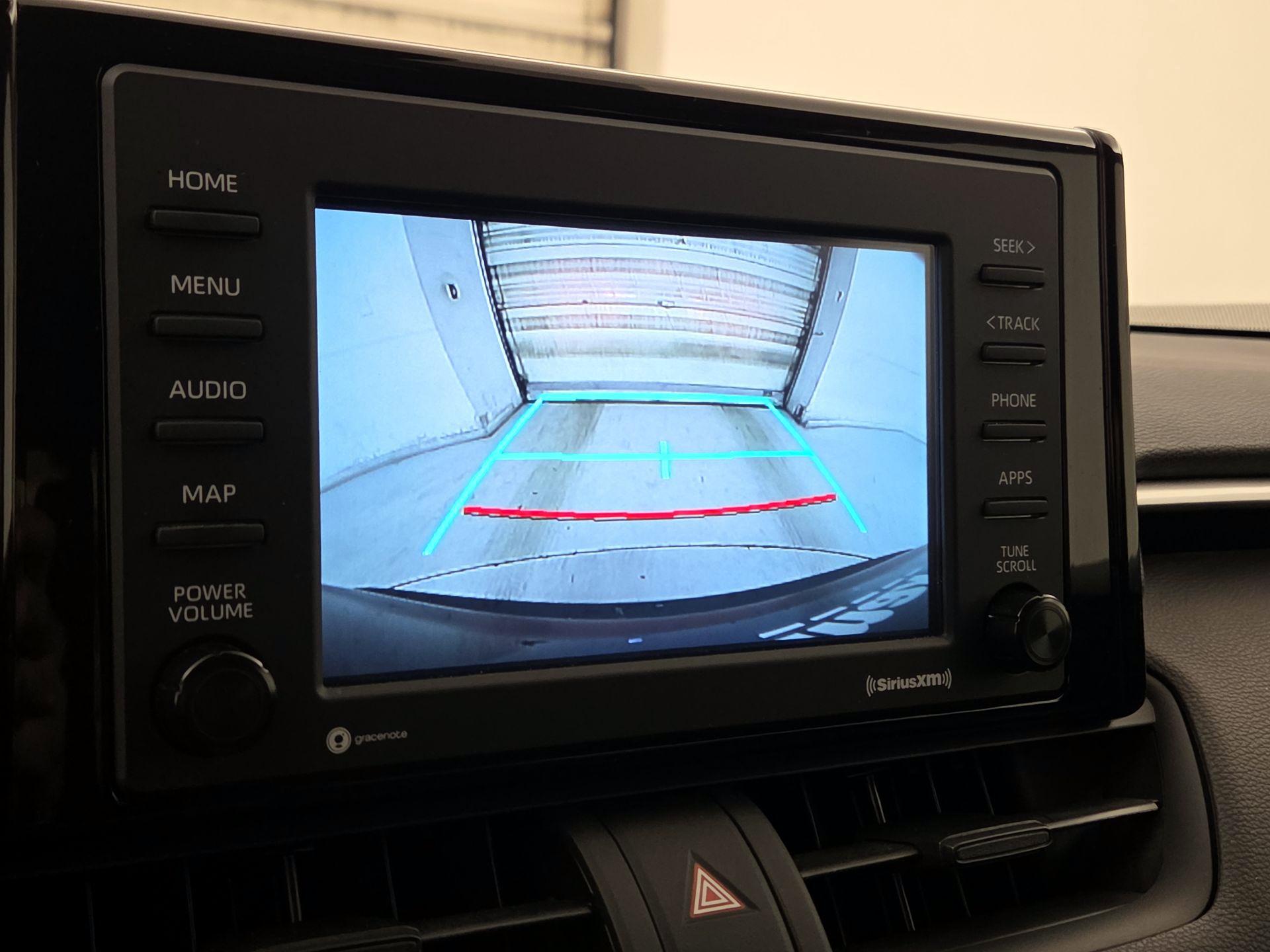 Thumbnail: 2021 Toyota RAV4 - 14