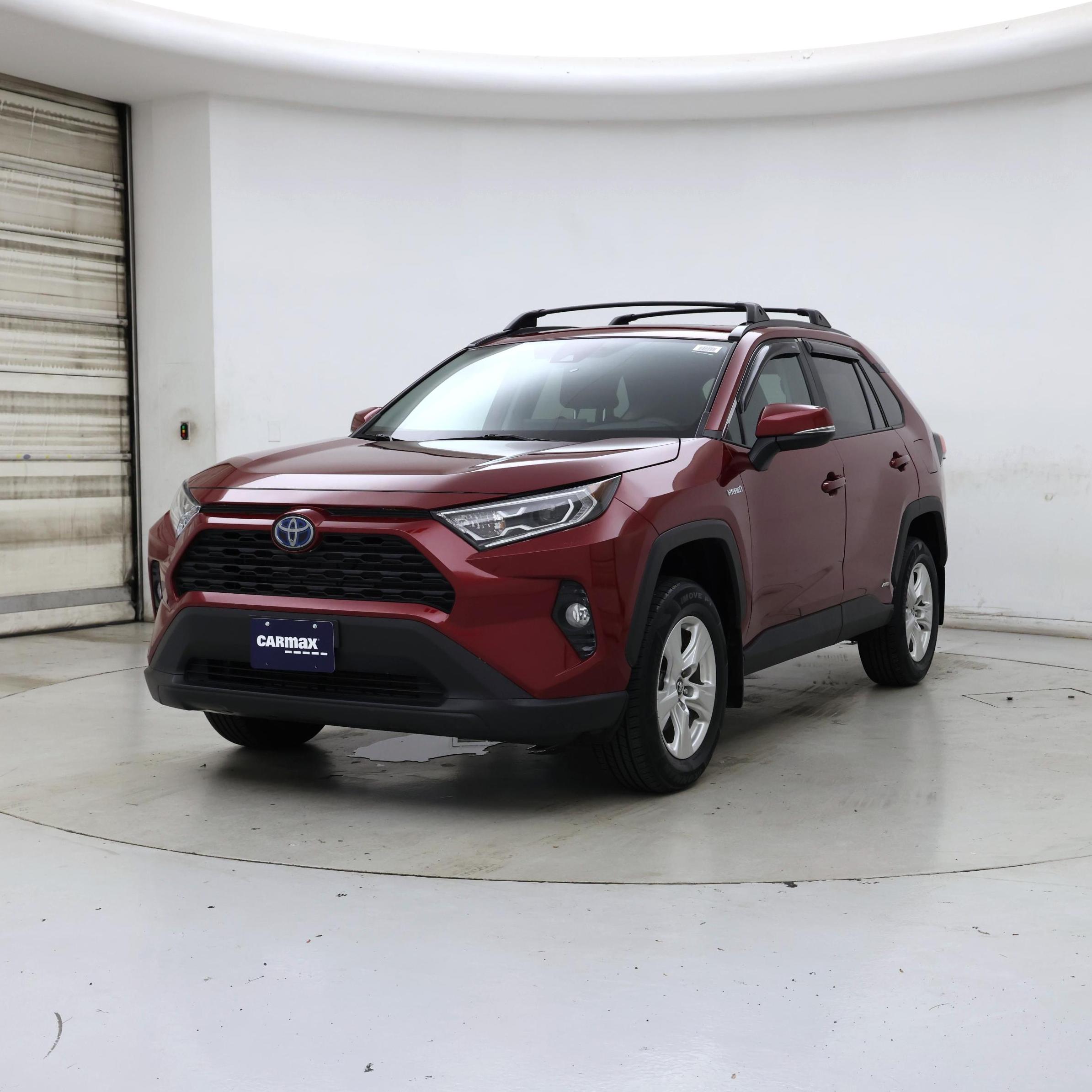 Thumbnail: 2021 Toyota RAV4 - 4