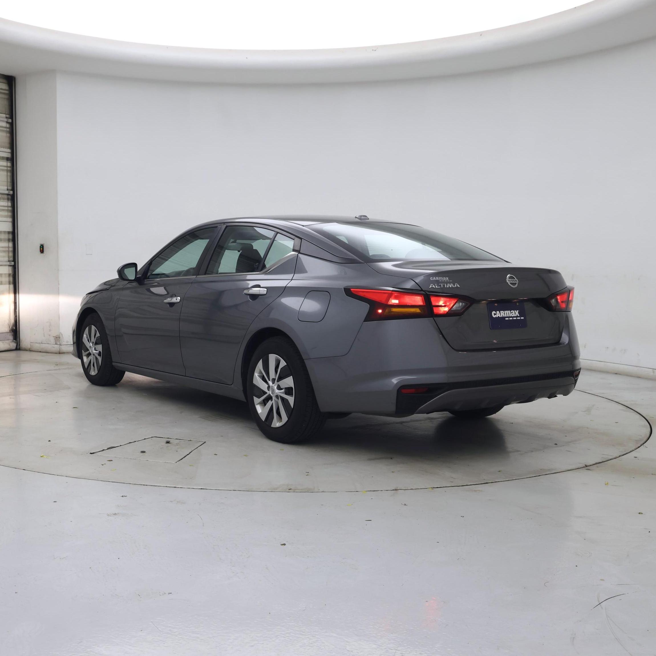 Thumbnail: 2020 Nissan Altima - 2