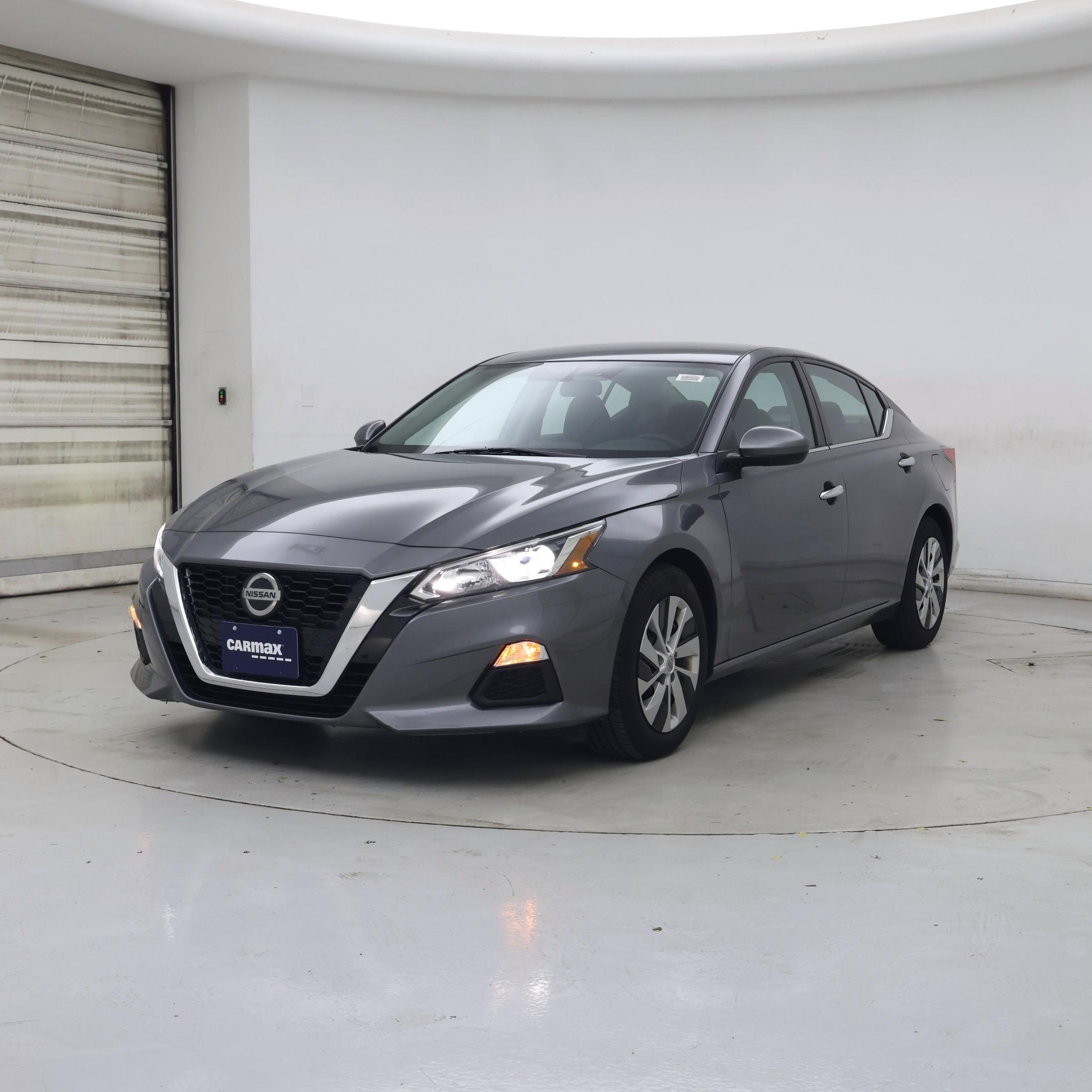 Thumbnail: 2020 Nissan Altima - 4