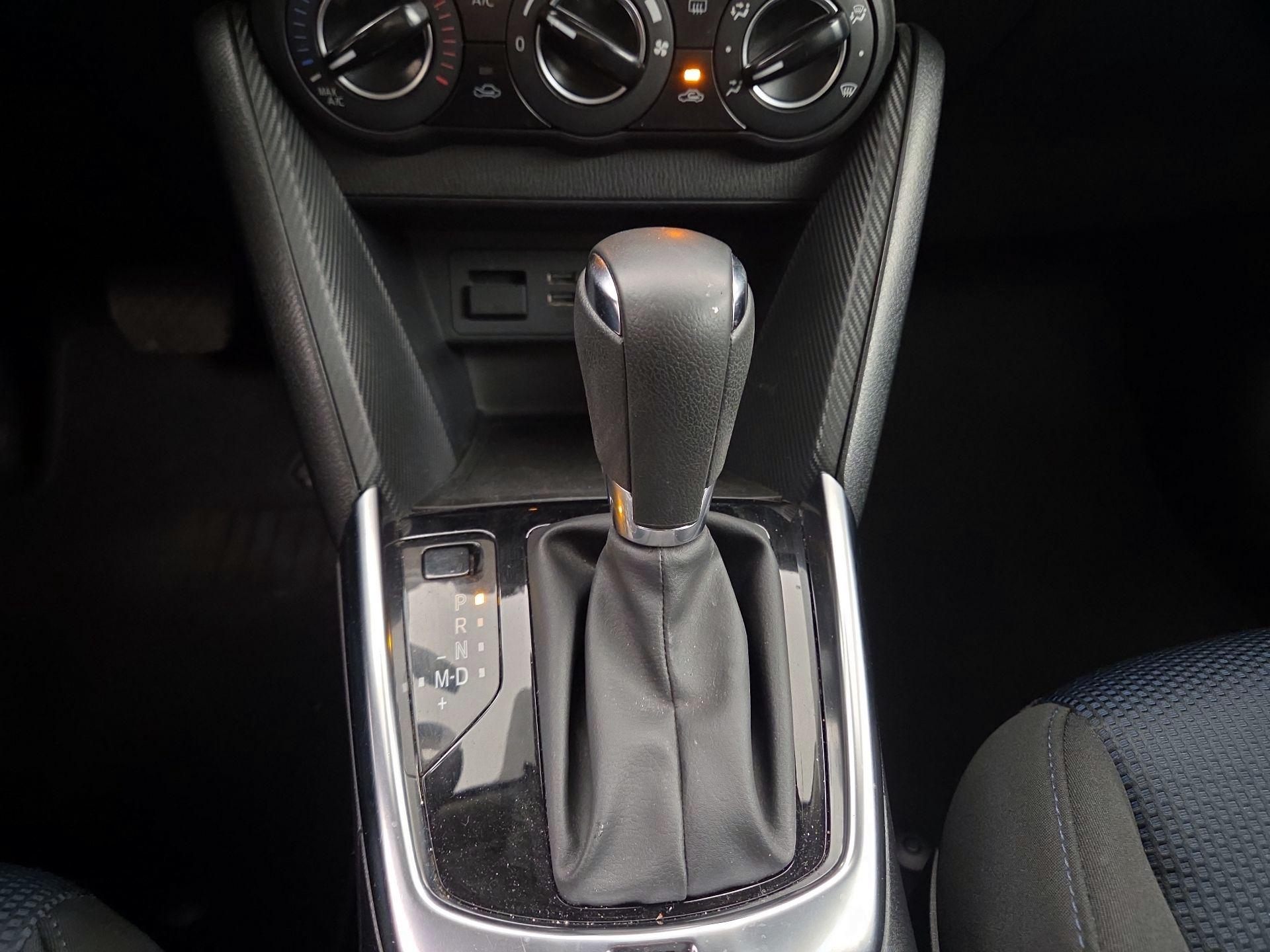Thumbnail: 2019 Toyota Yaris - 18
