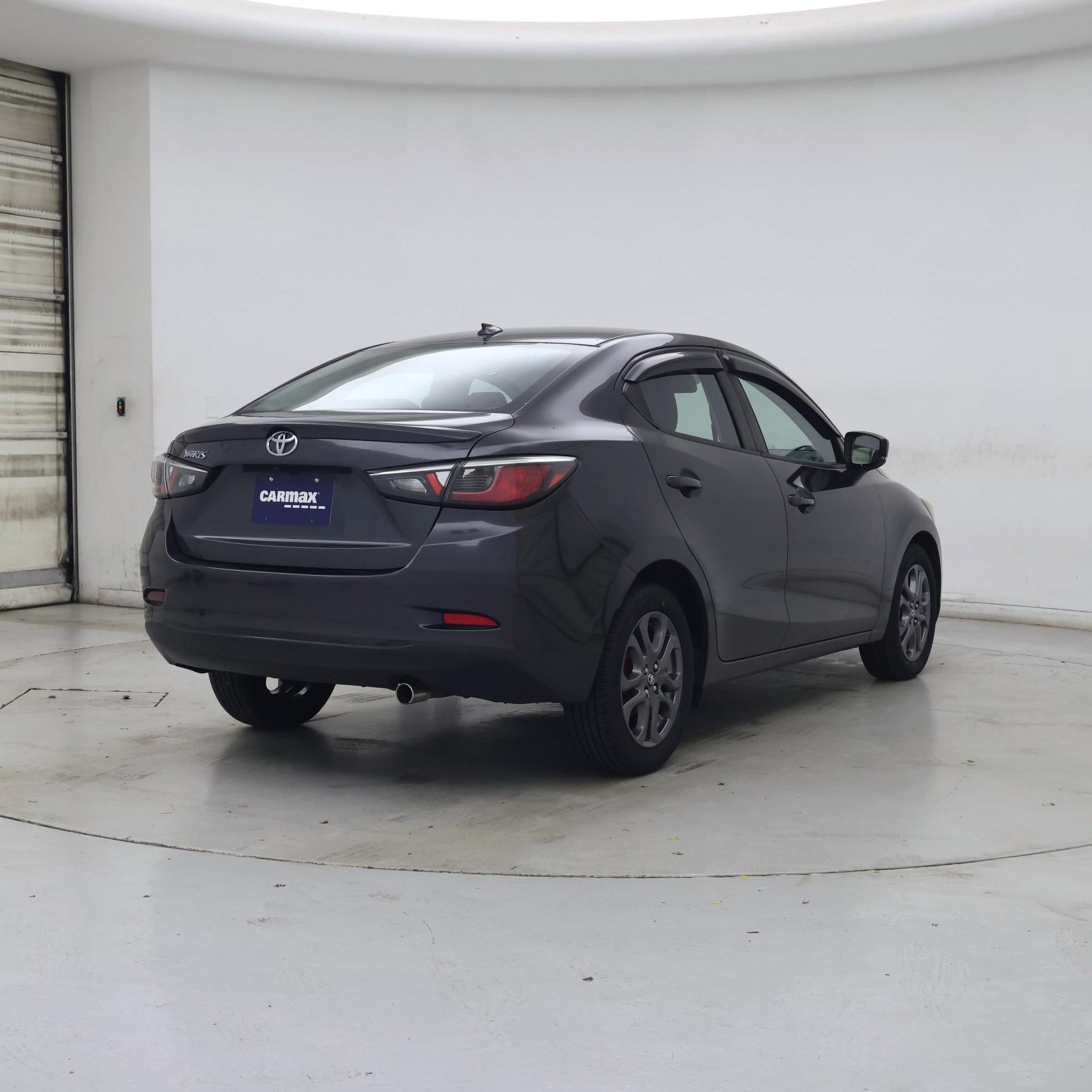 Thumbnail: 2019 Toyota Yaris - 8