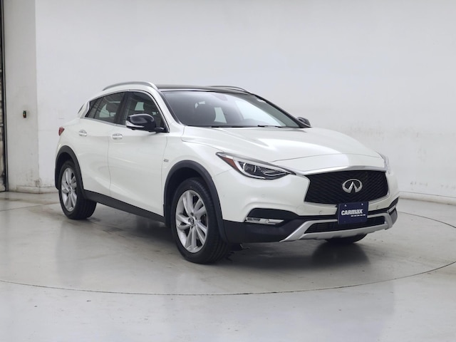 White 2018 INFINITI QX30 2018.5 Essential AWD SUV / Crossover All-Wheel Drive Automatic