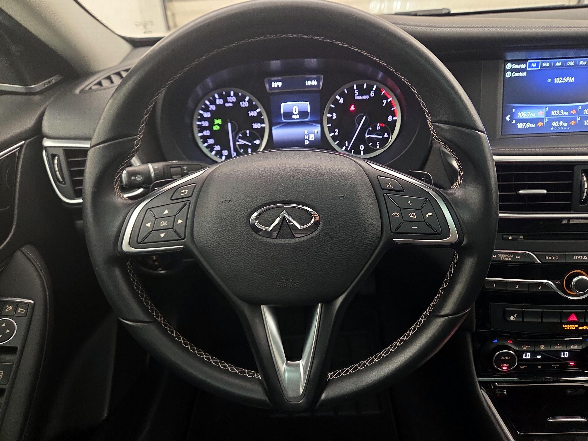 Thumbnail: 2018 INFINITI QX30 - 10