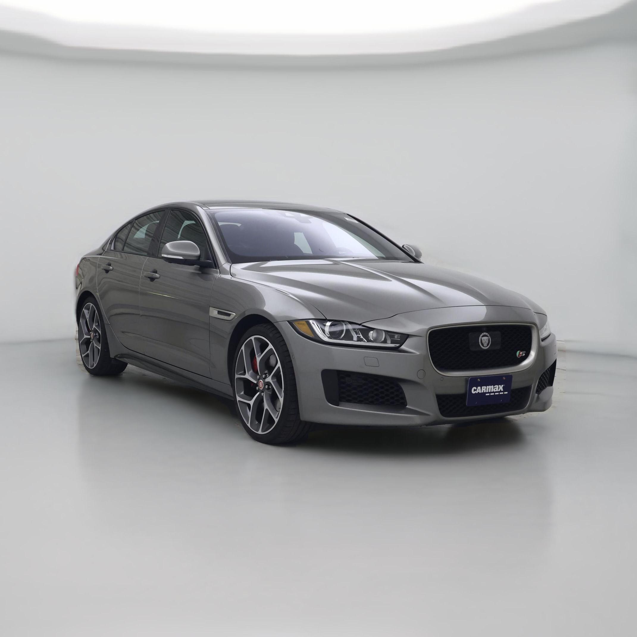 Thumbnail: 2018 Jaguar XE - 1