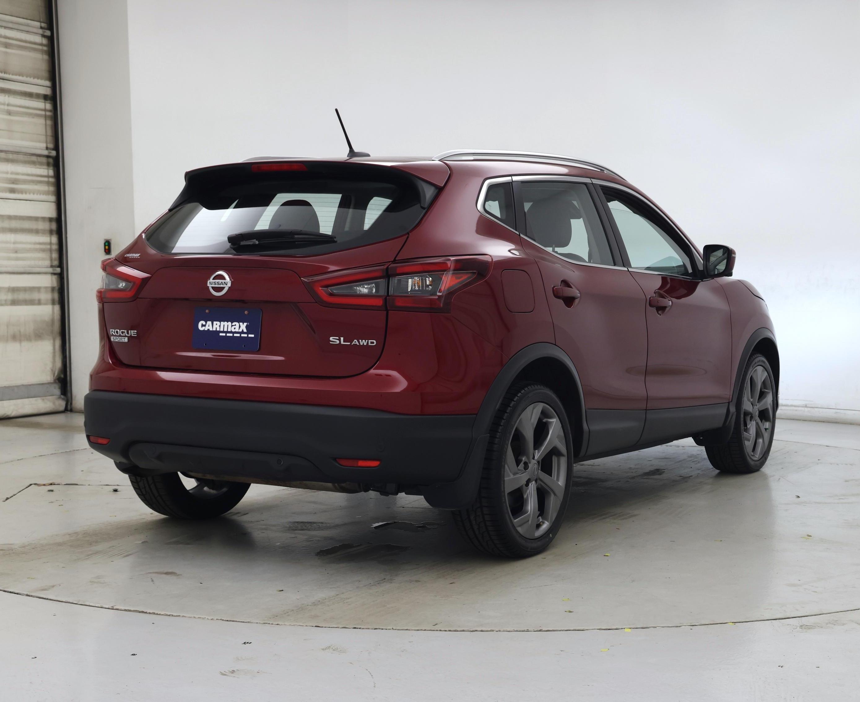 Thumbnail: 2021 Nissan Rogue Sport - 8