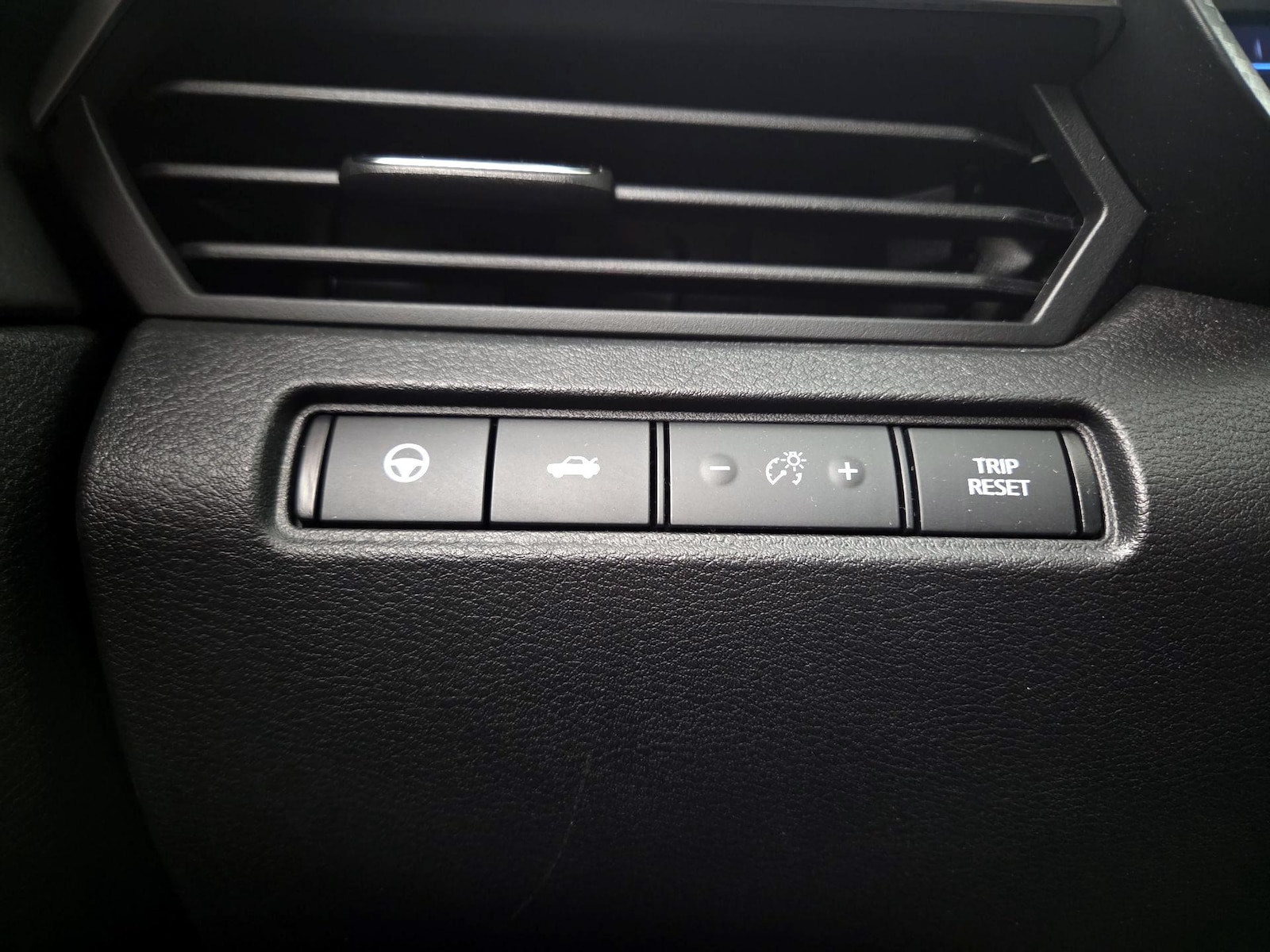 2020 Nissan Altima SV - Photo 14