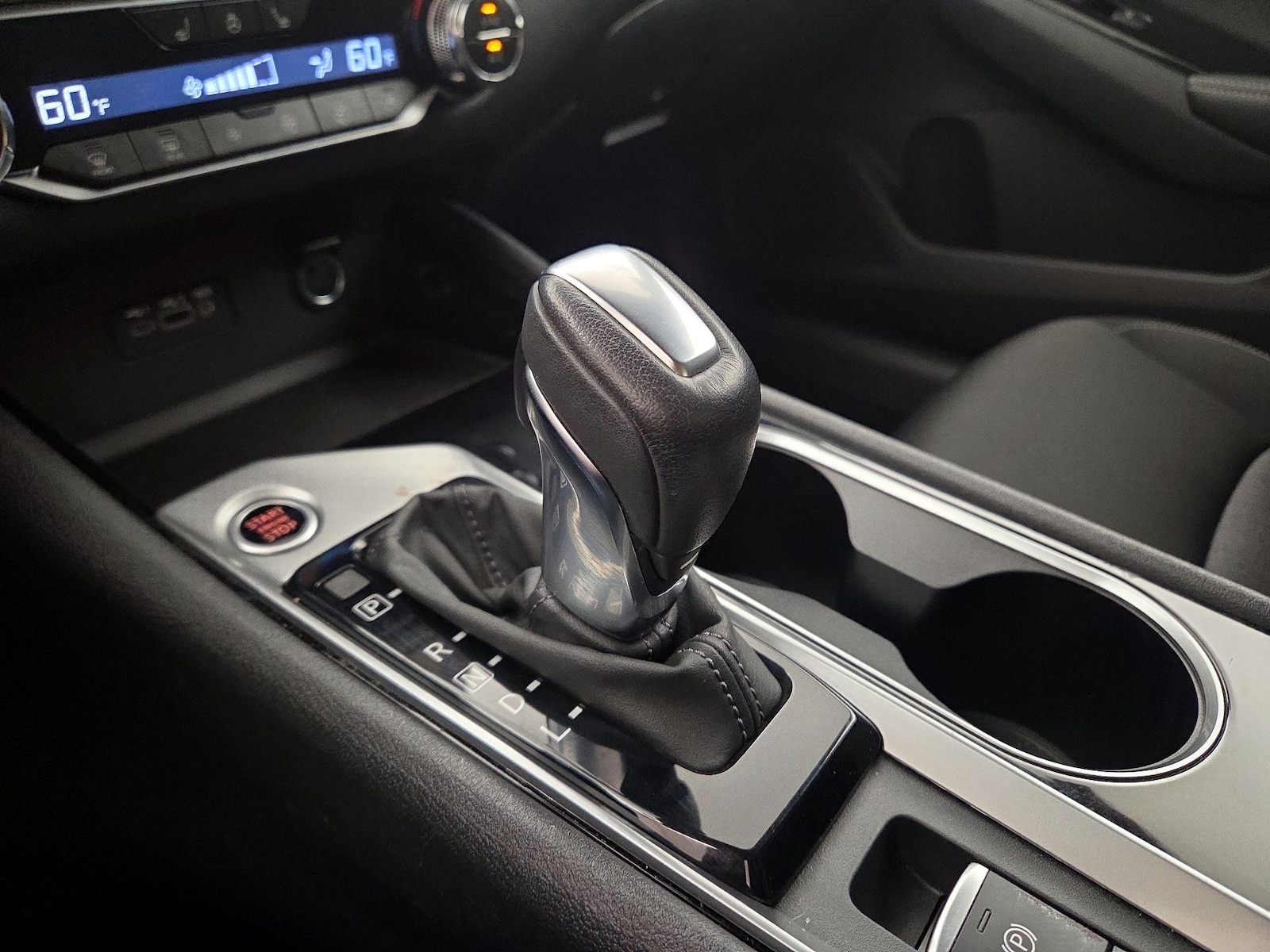2020 Nissan Altima SV - Photo 18