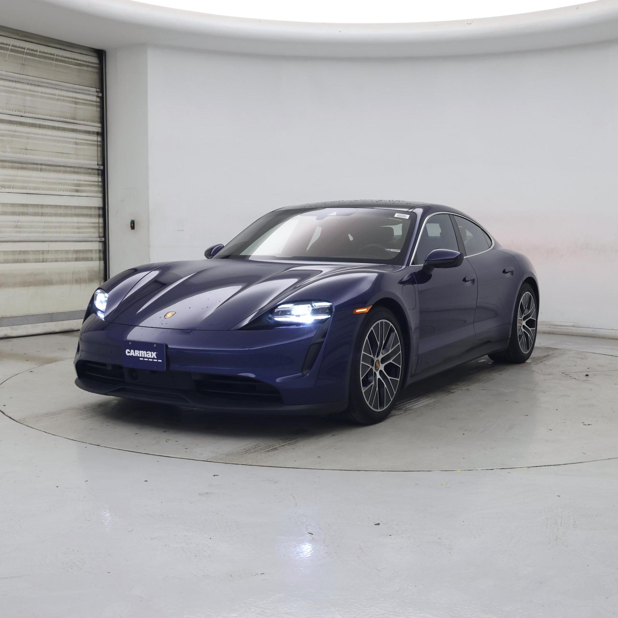 Thumbnail: 2021 Porsche Taycan - 4