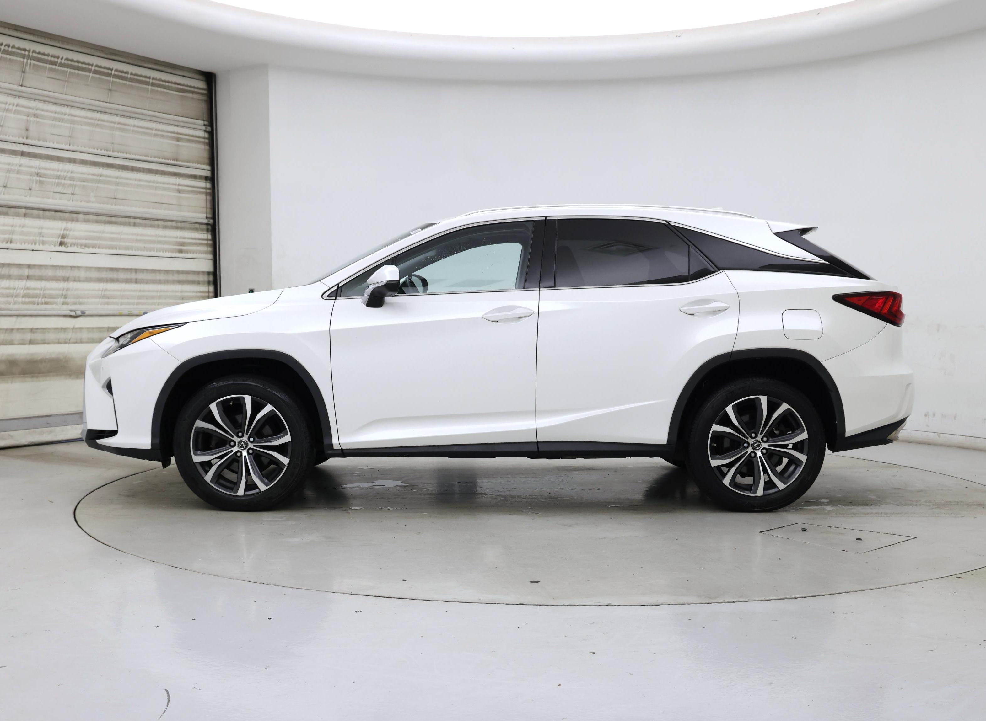 Thumbnail: 2018 Lexus RX - 3