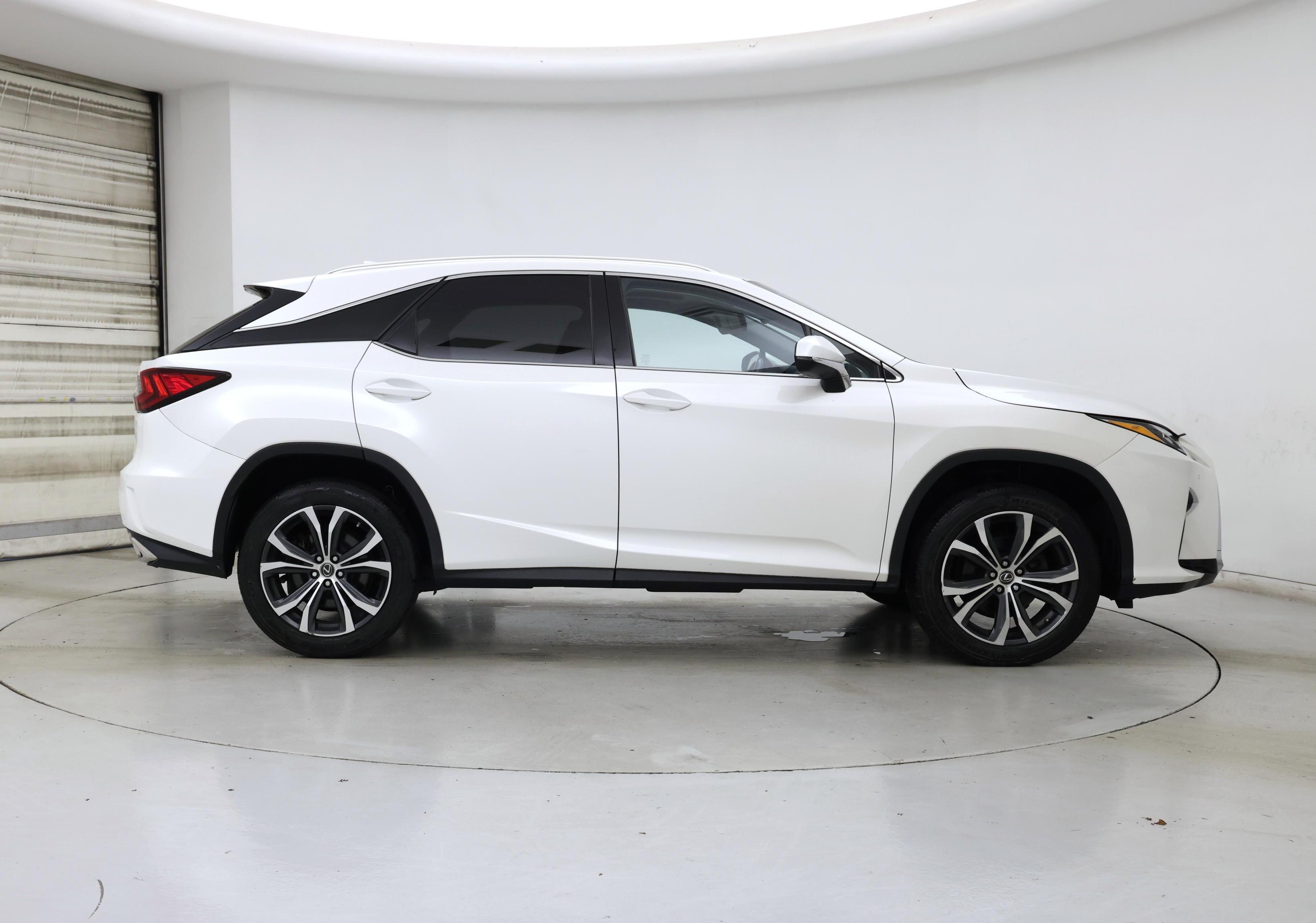 Thumbnail: 2018 Lexus RX - 7
