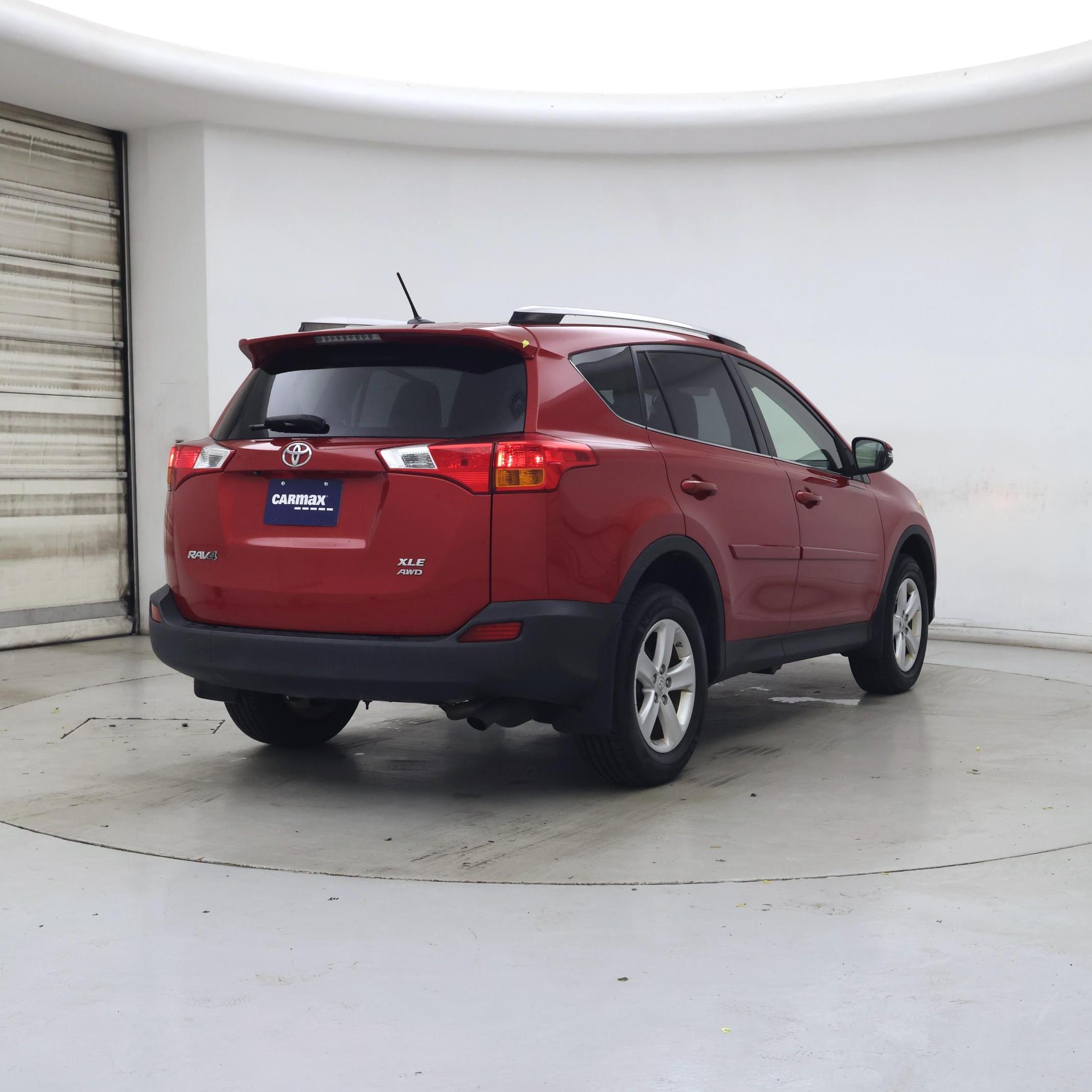 Thumbnail: 2014 Toyota RAV4 - 8