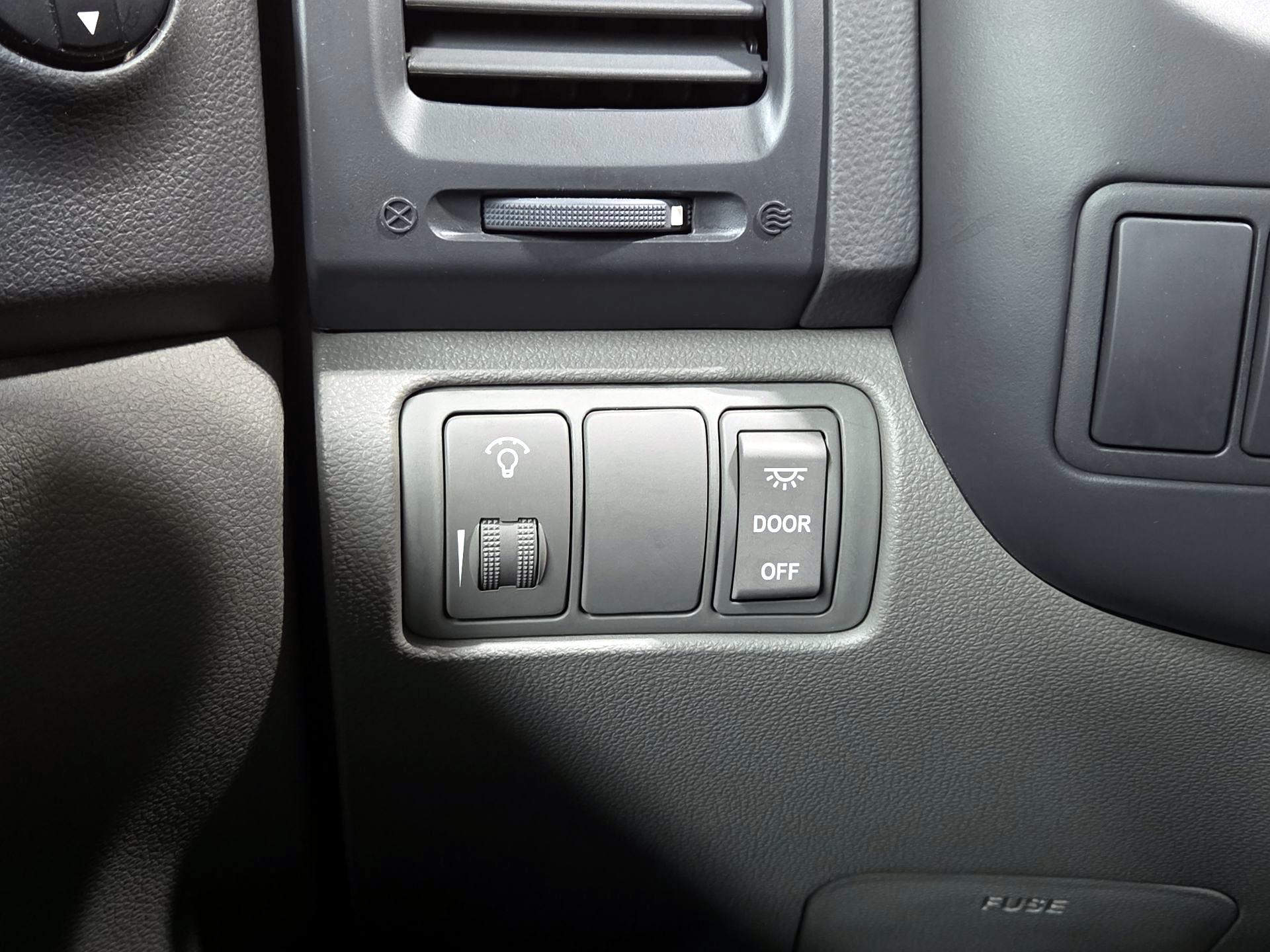 Thumbnail: 2014 Kia Sedona - 13