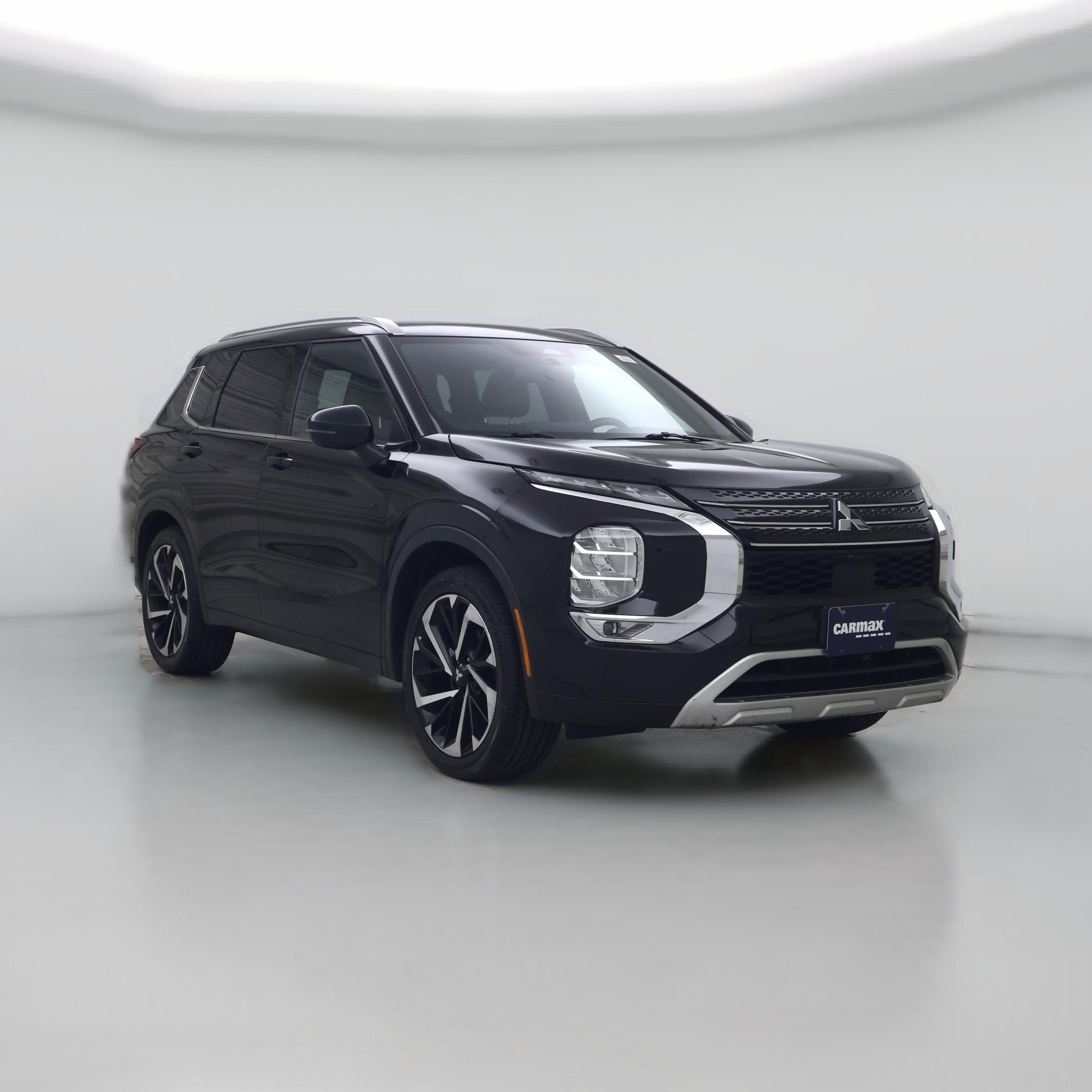Thumbnail: 2022 Mitsubishi Outlander - 1