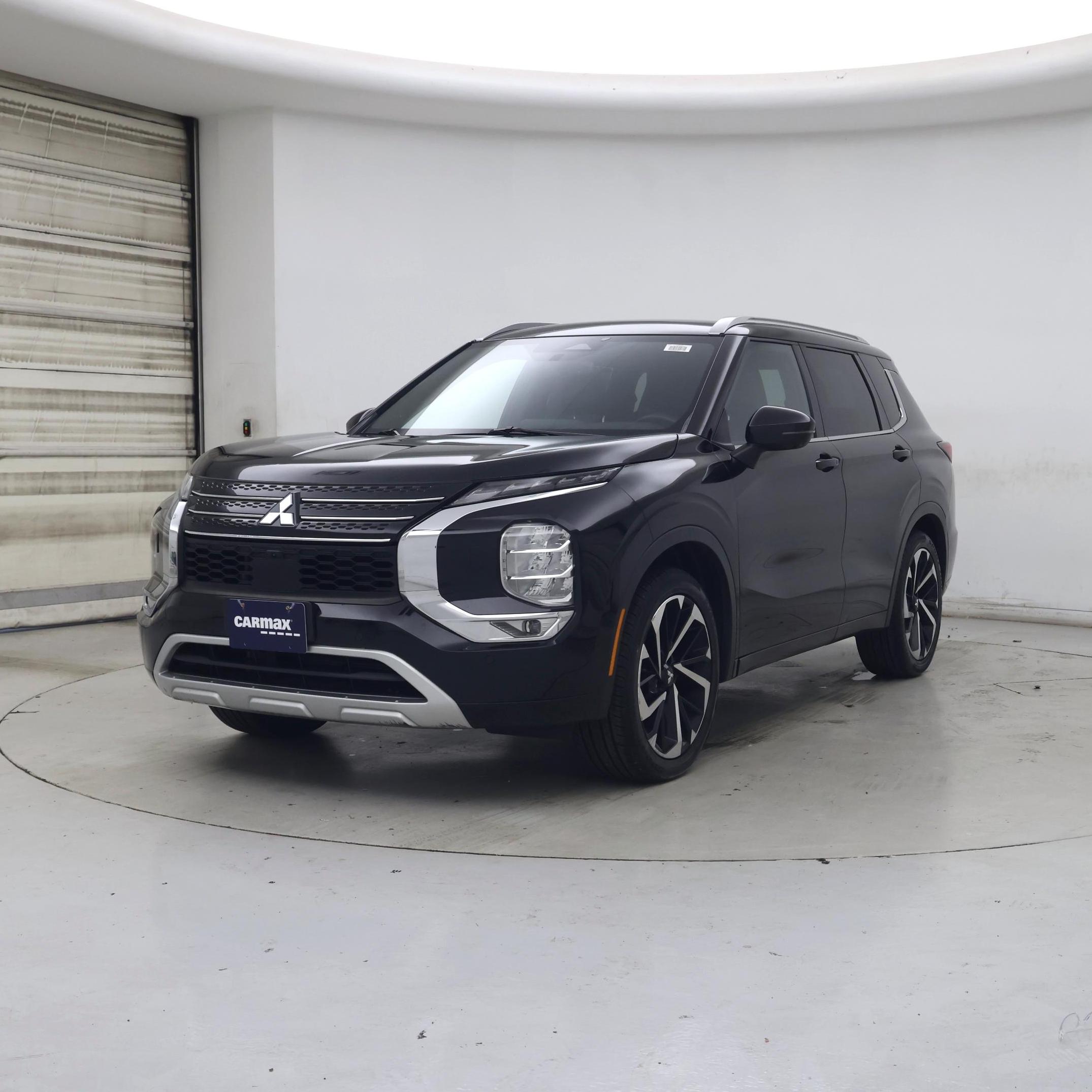 Thumbnail: 2022 Mitsubishi Outlander - 4