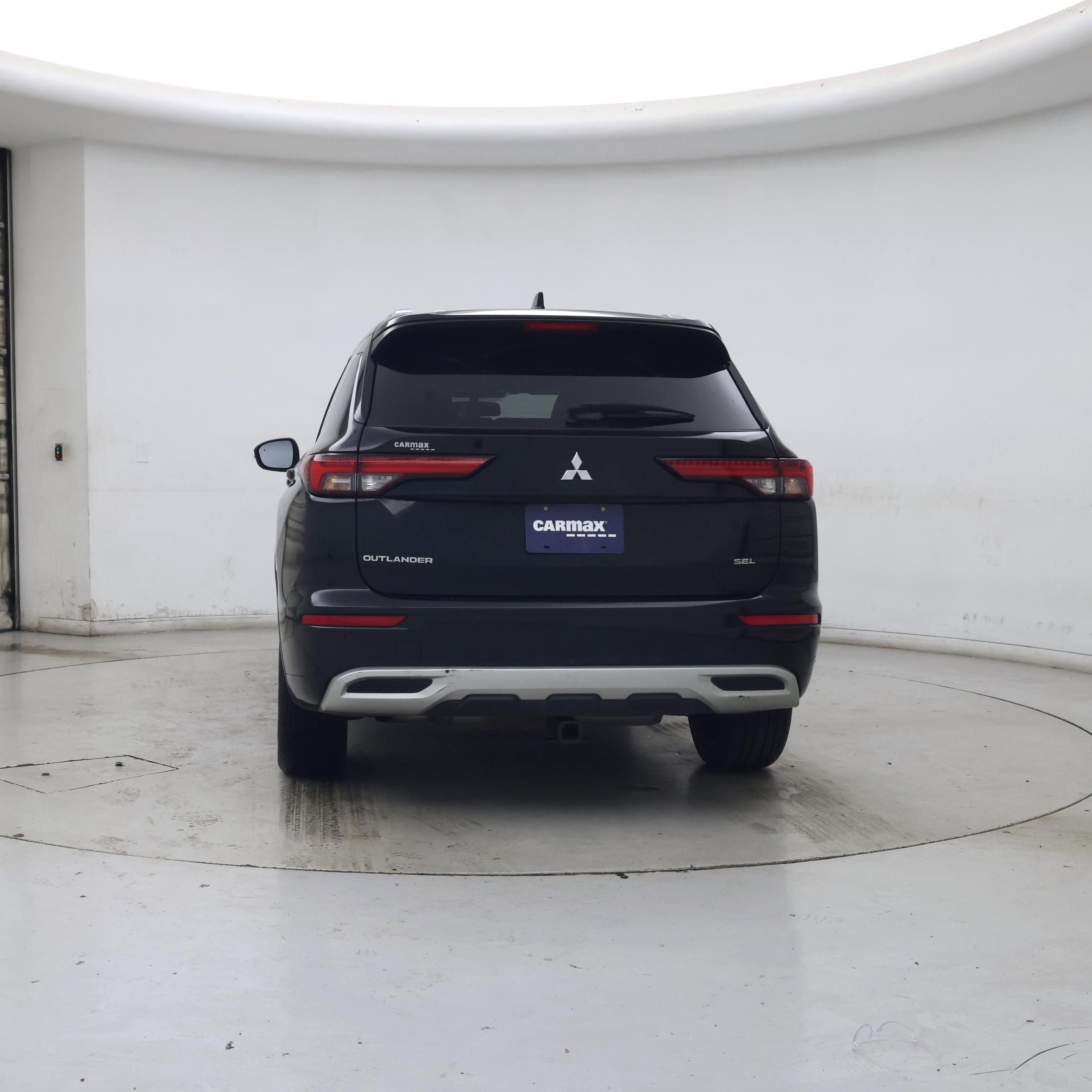 Thumbnail: 2022 Mitsubishi Outlander - 6