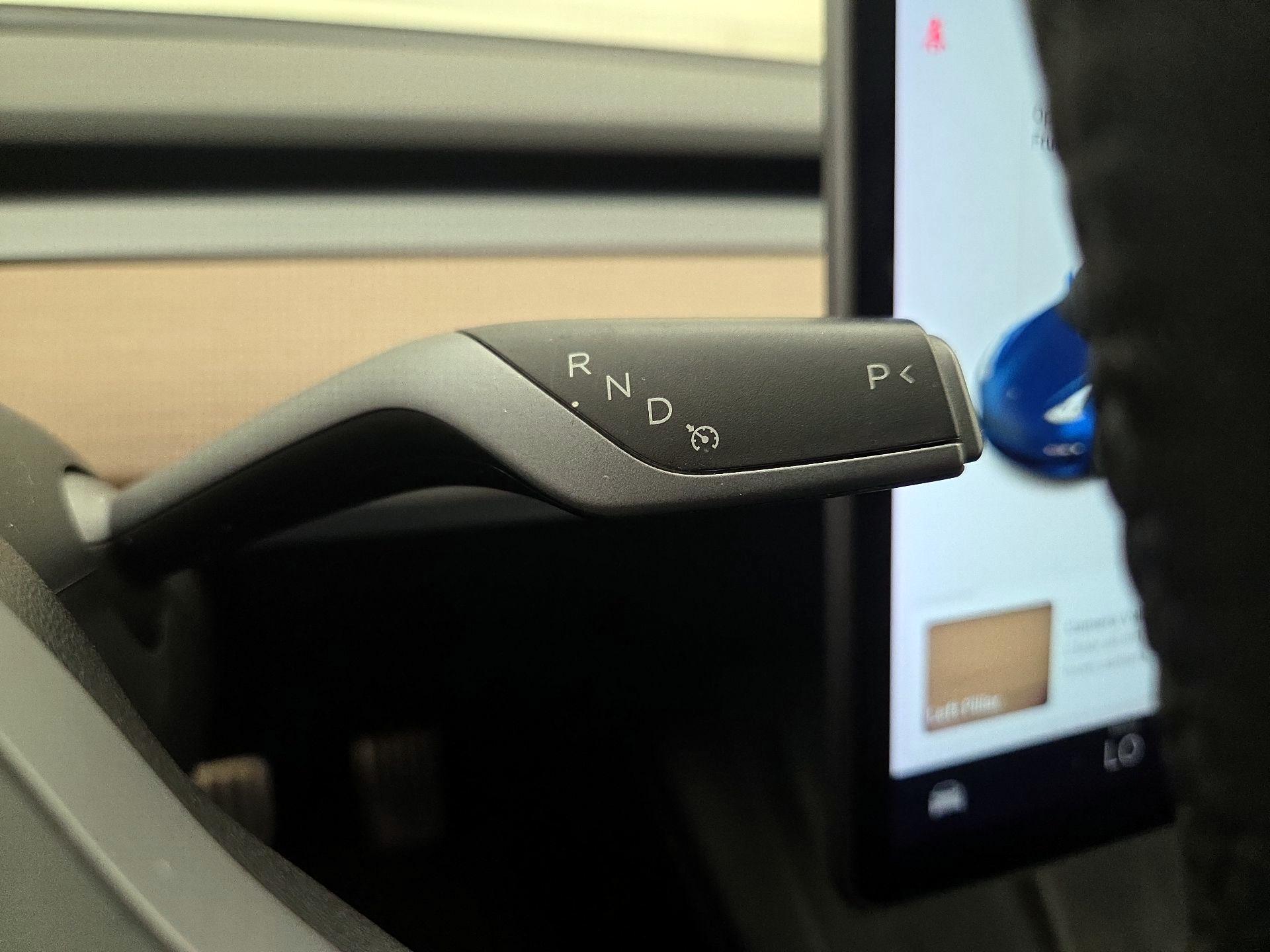 Thumbnail: 2021 Tesla Model 3 - 17