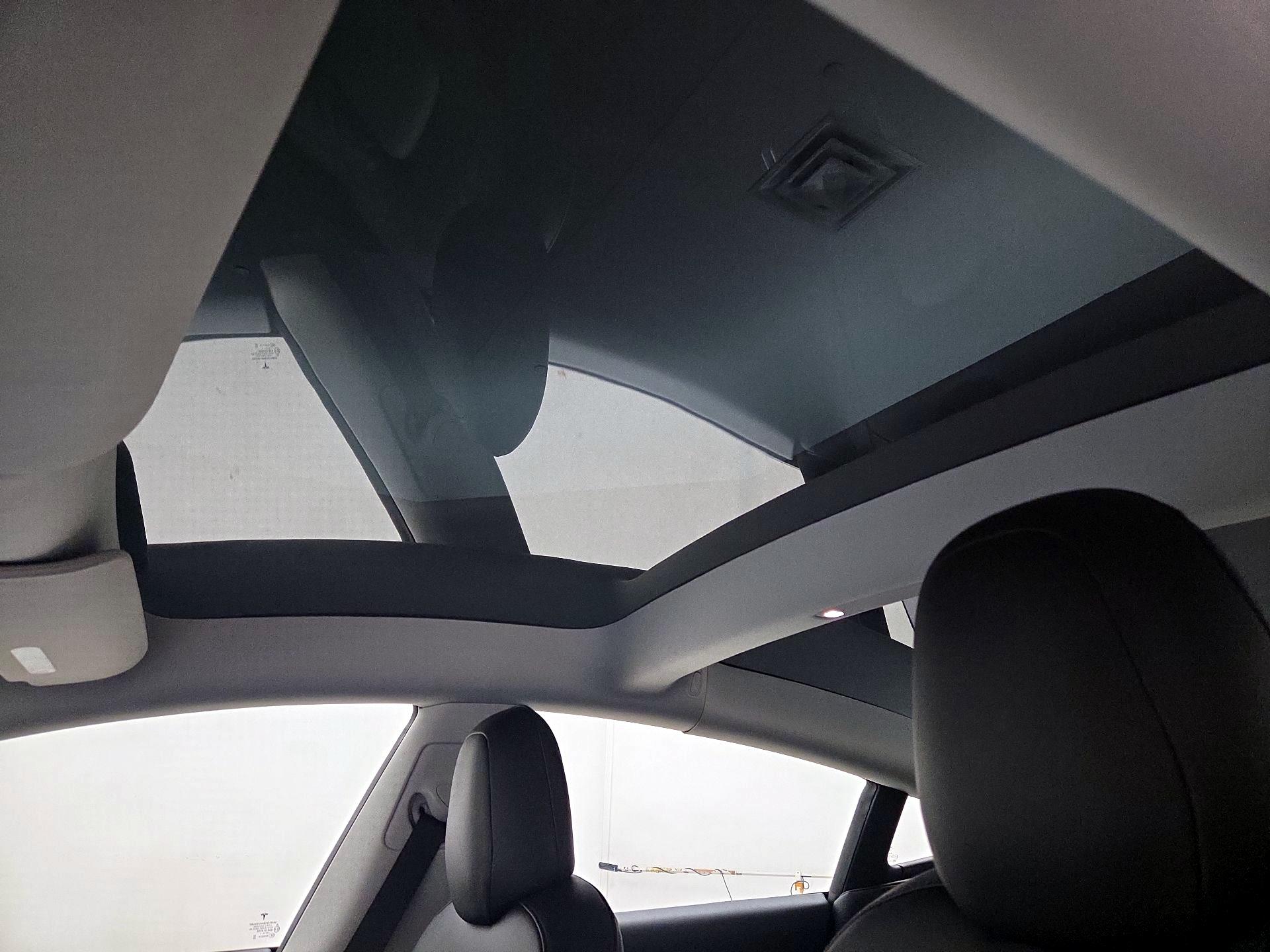 Thumbnail: 2021 Tesla Model 3 - 18