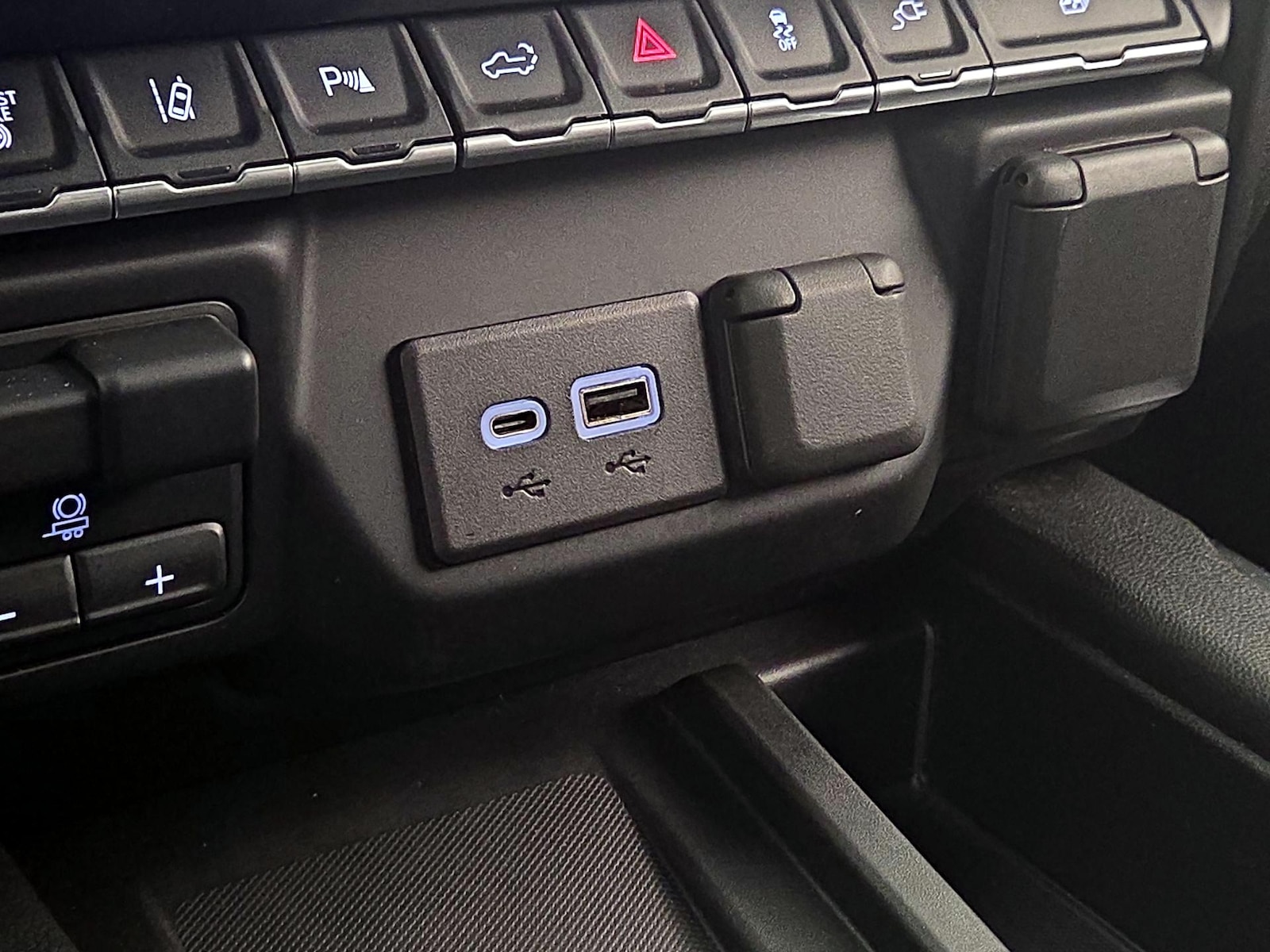 2022 GMC Sierra 3500 Denali HD Denali - Photo 20