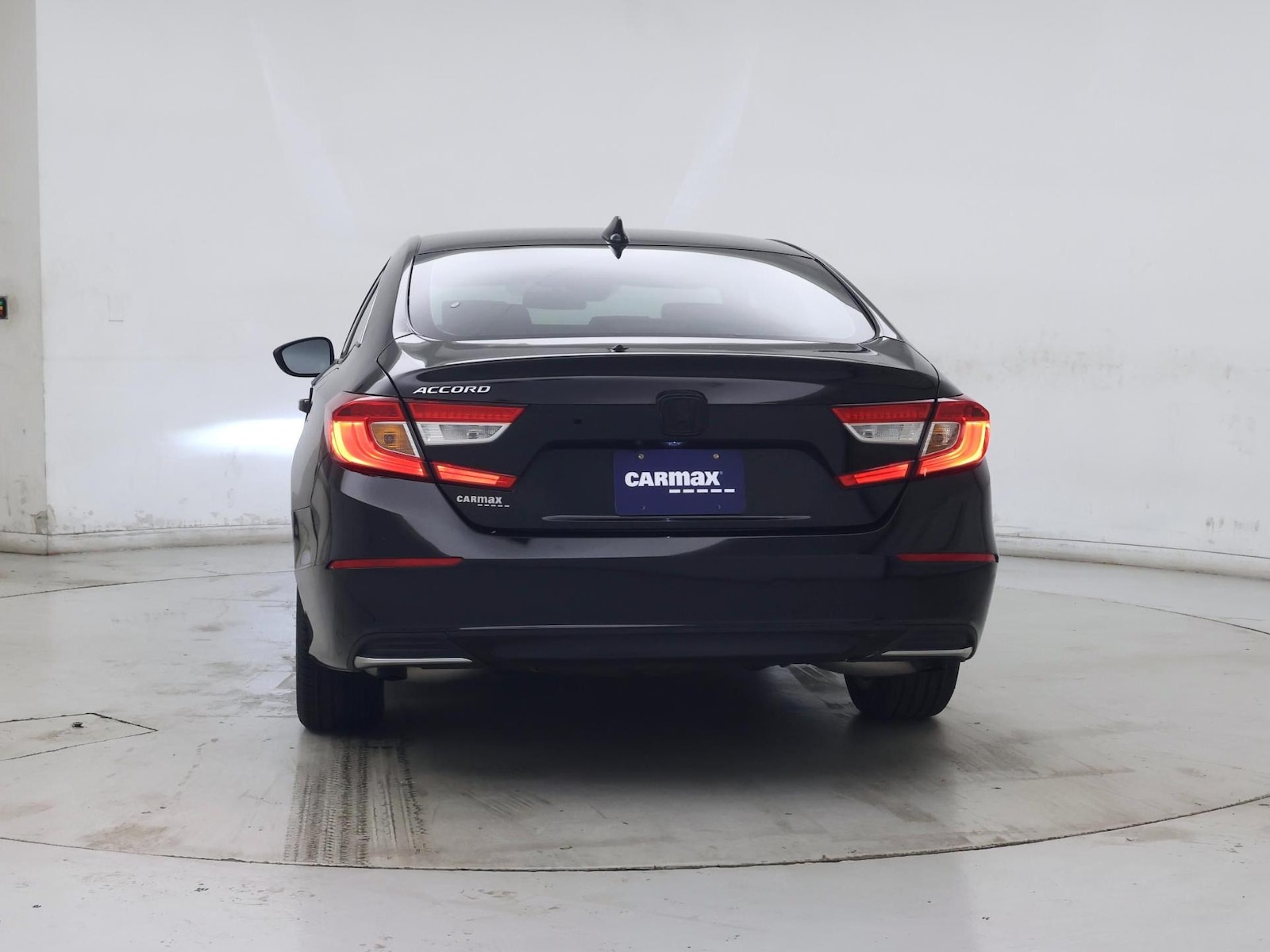 2018 Honda Accord LX - Photo 7