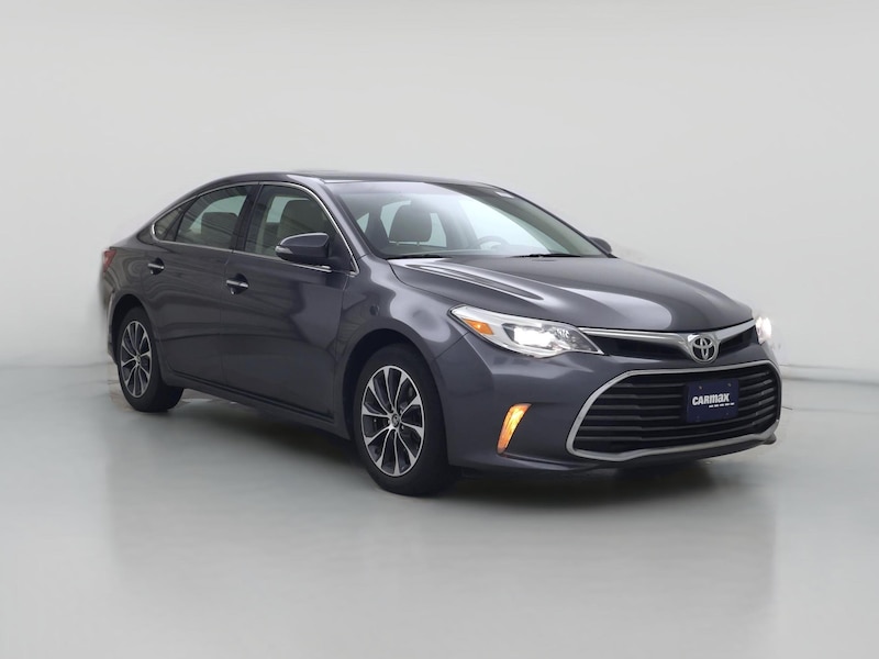 2016 Toyota Avalon XLE -
                  Westborough, MA