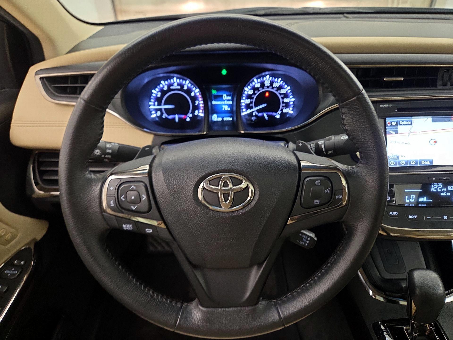 Thumbnail: 2016 Toyota Avalon - 10