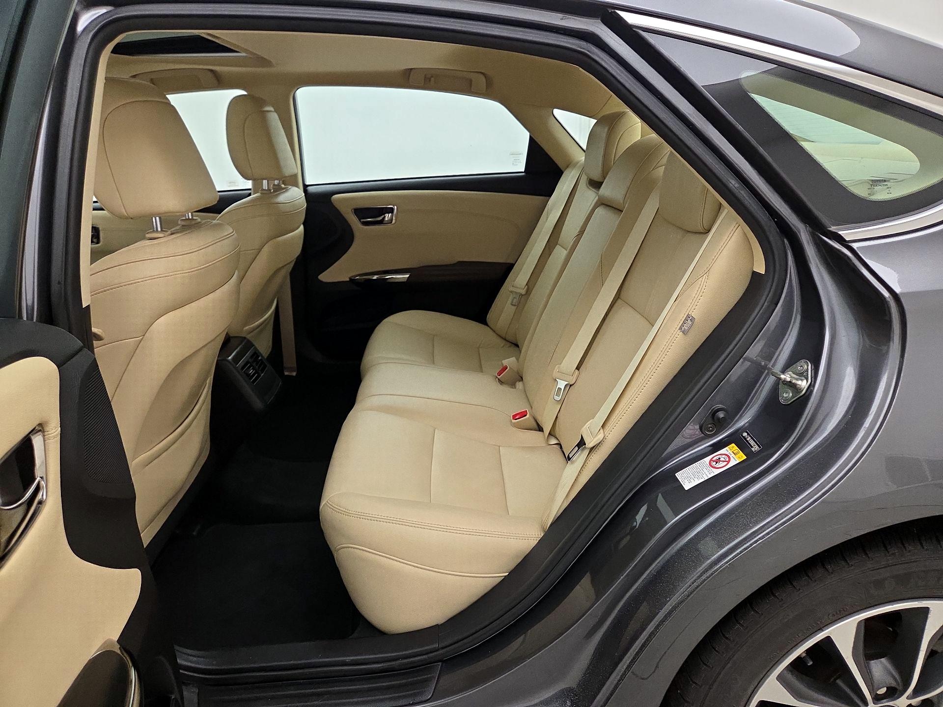 Thumbnail: 2016 Toyota Avalon - 20
