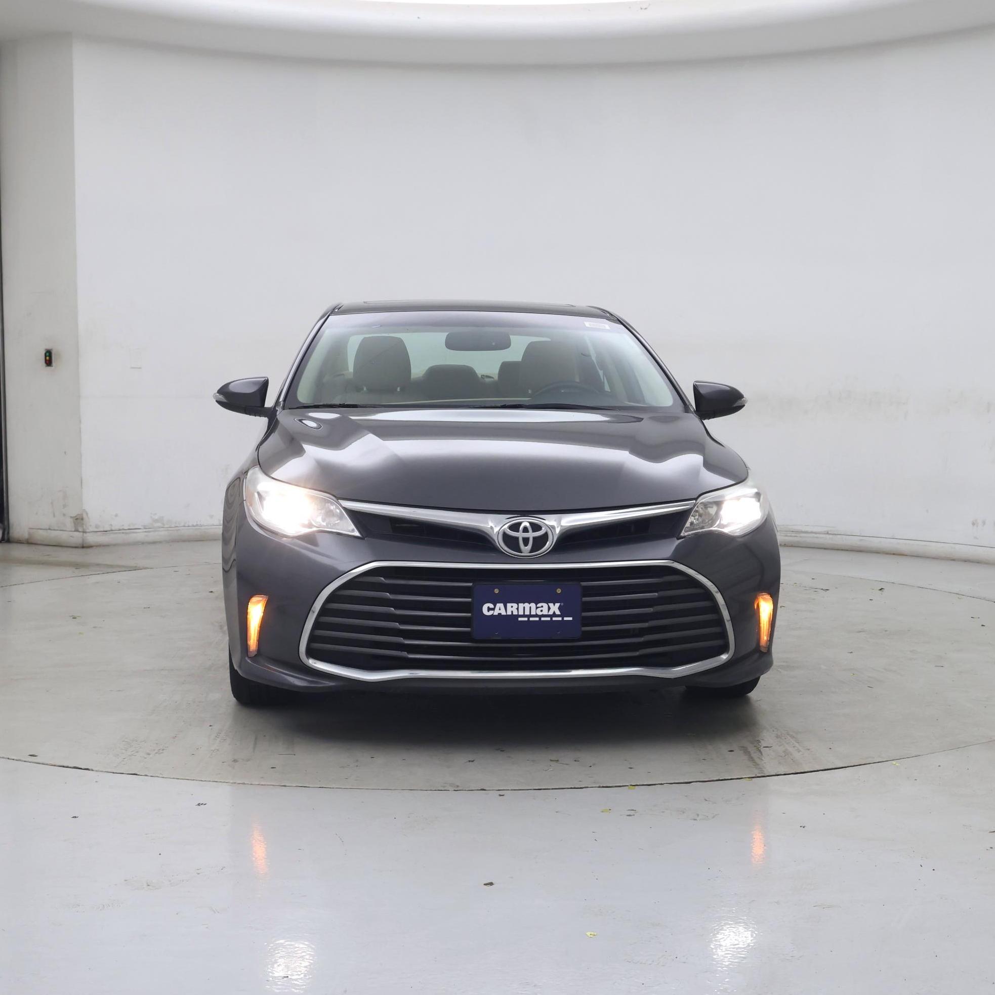Thumbnail: 2016 Toyota Avalon - 5