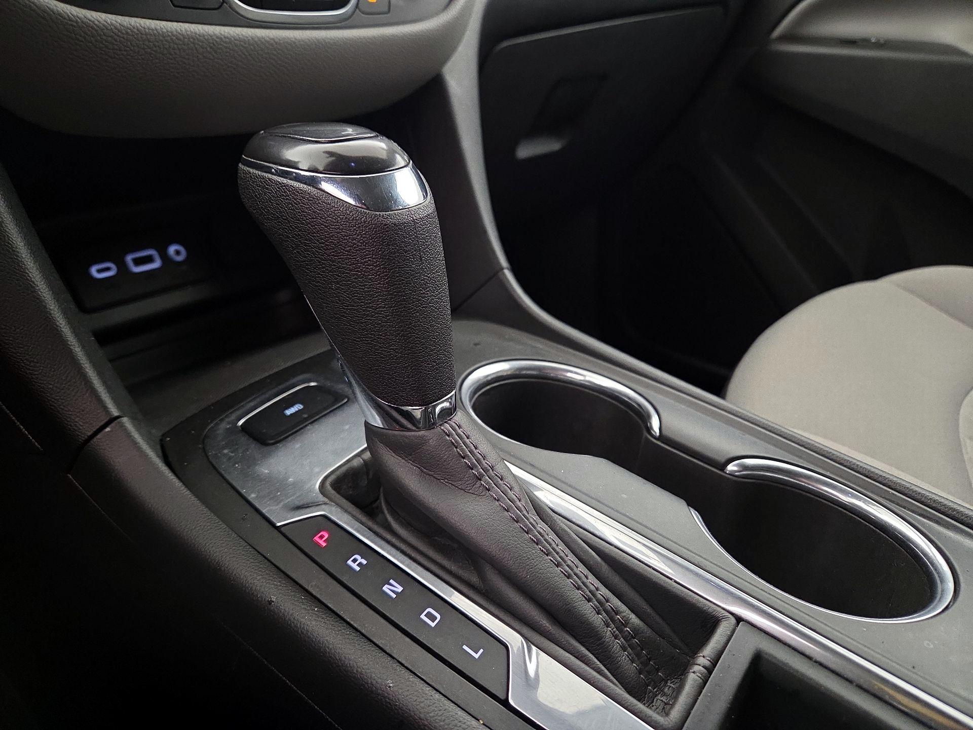 Thumbnail: 2020 Chevrolet Equinox - 17