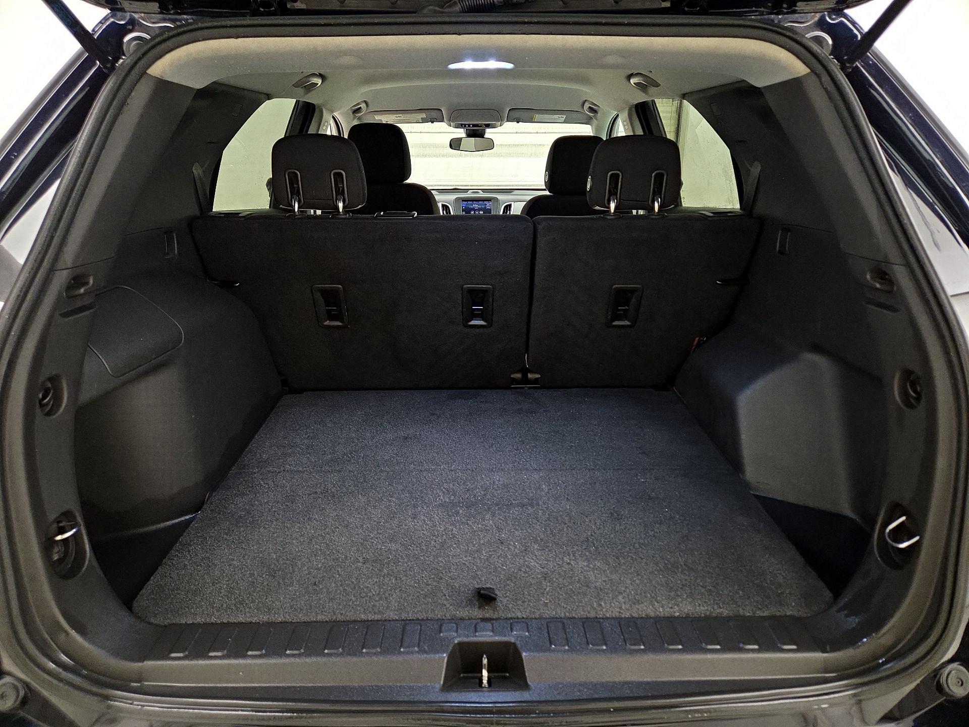 Thumbnail: 2020 Chevrolet Equinox - 20