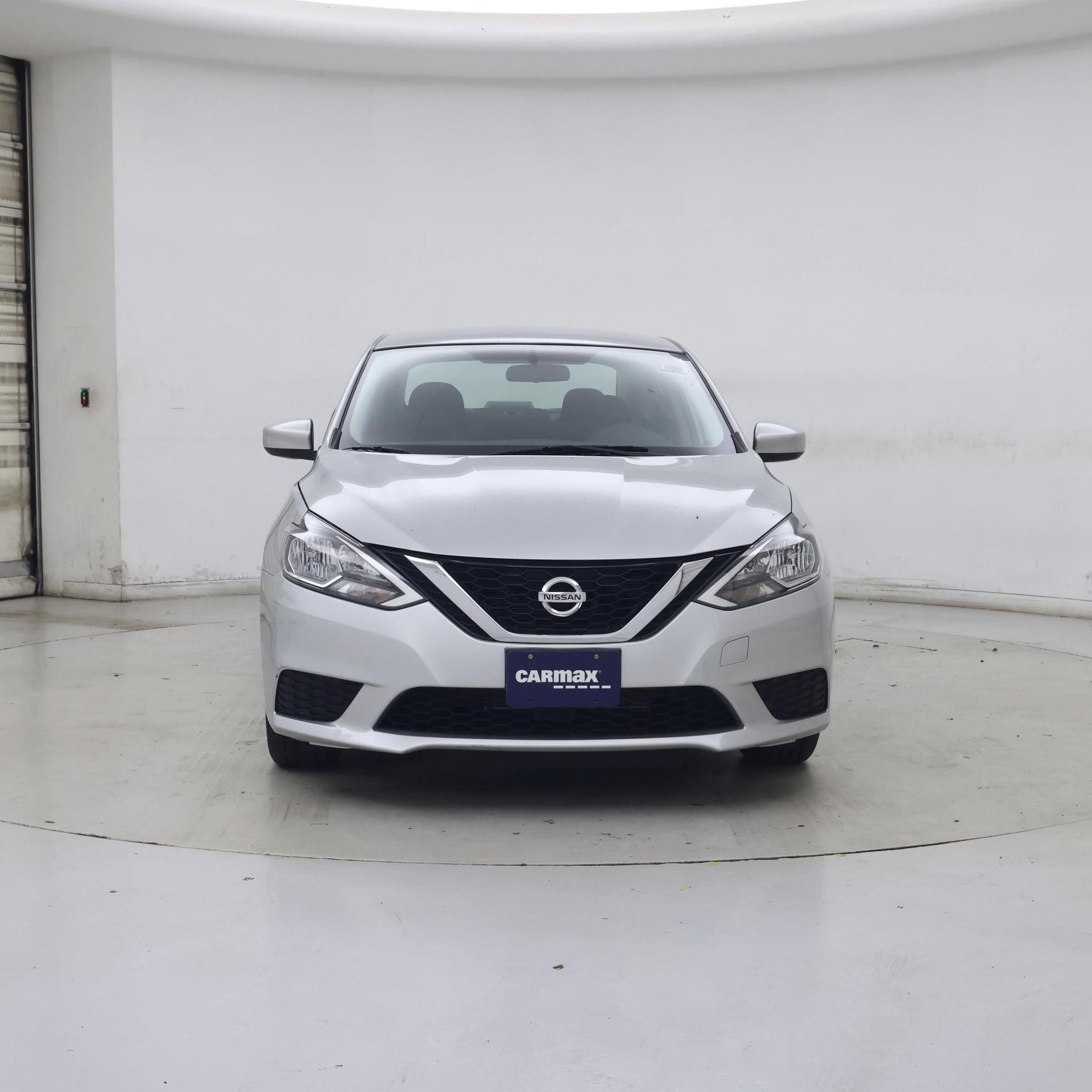 Thumbnail: 2017 Nissan Sentra - 5