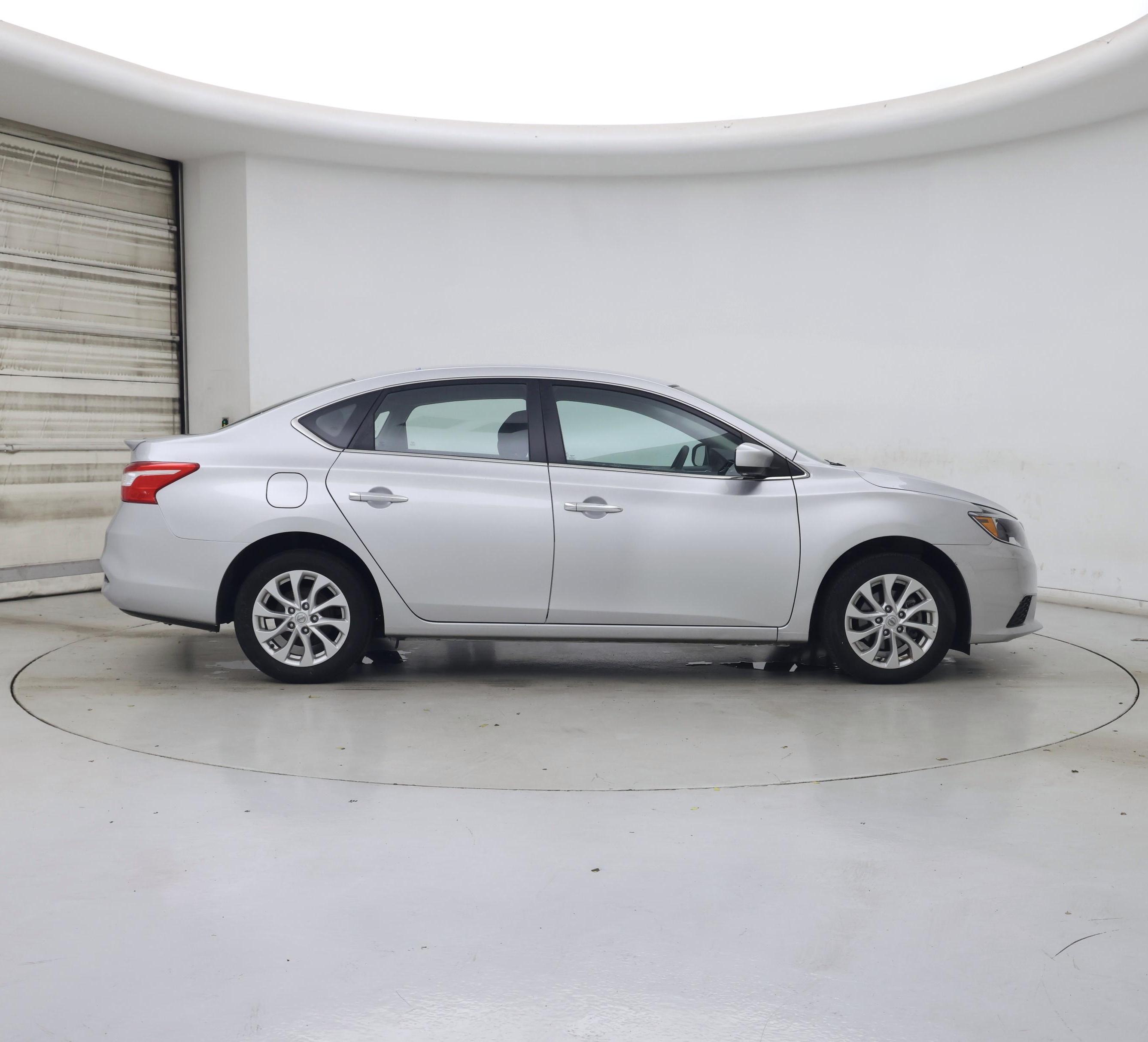 Thumbnail: 2017 Nissan Sentra - 7