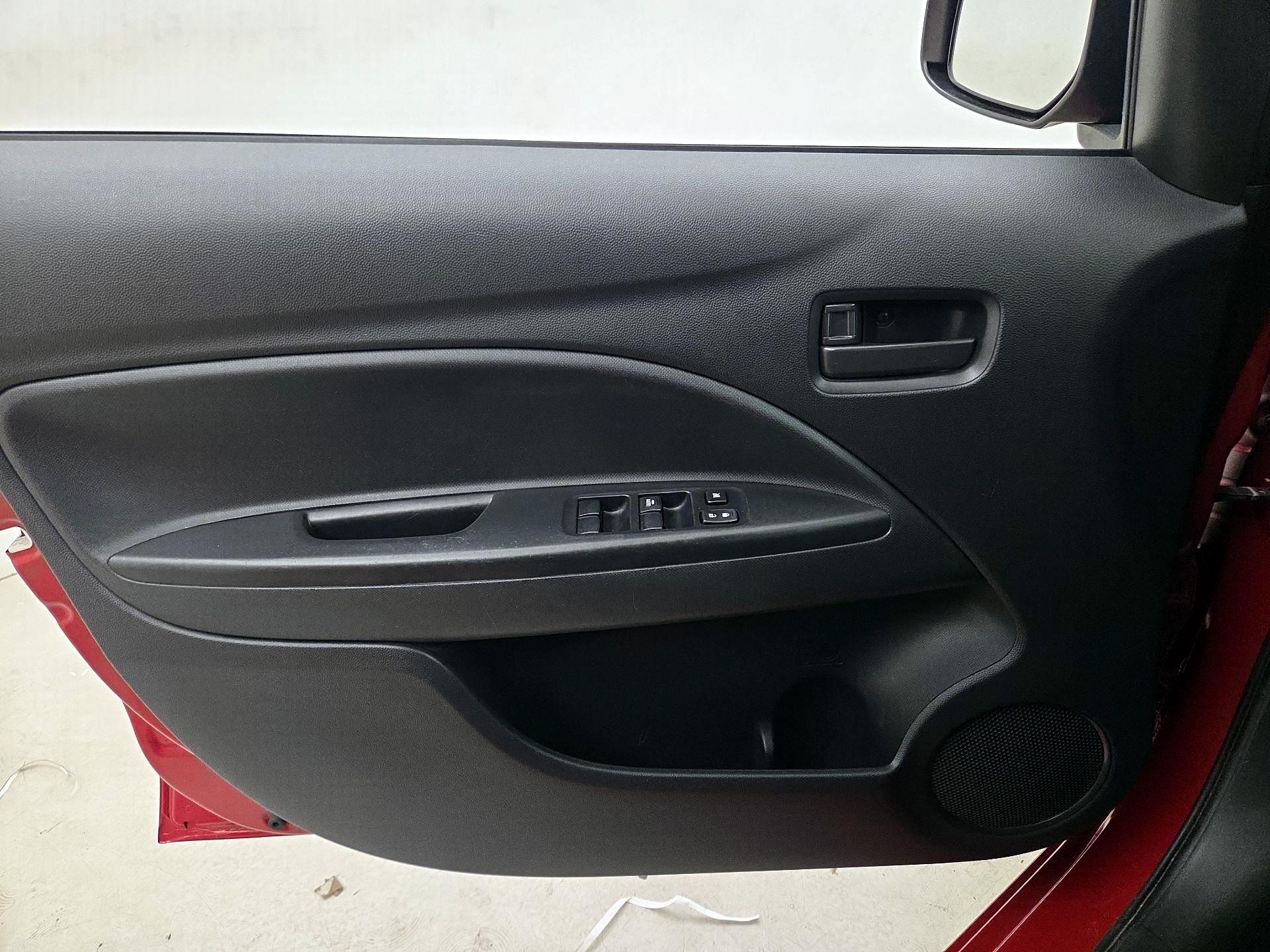 Thumbnail: 2017 Mitsubishi Mirage G4 - 12