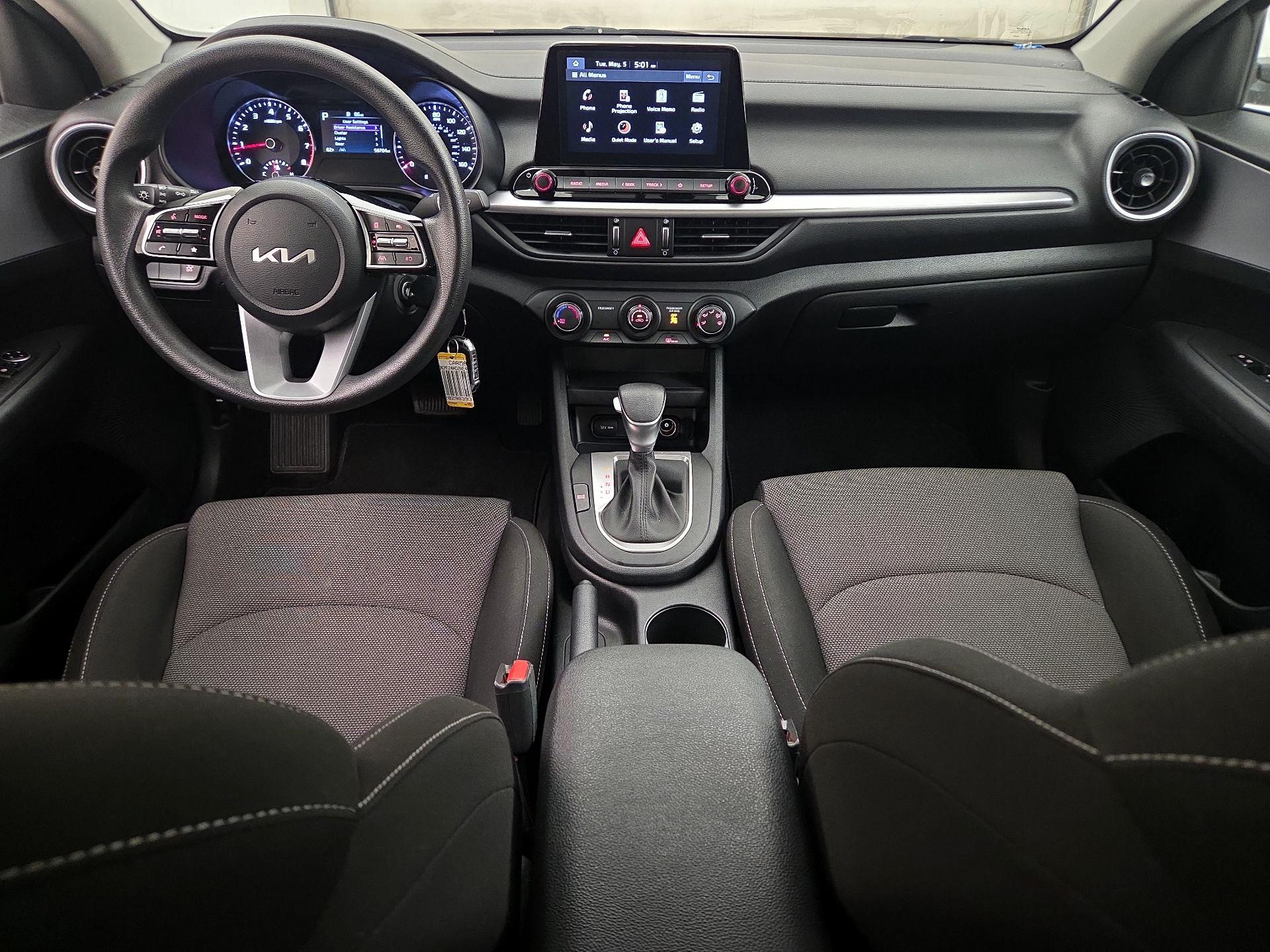 Thumbnail: 2022 Kia Forte - 9