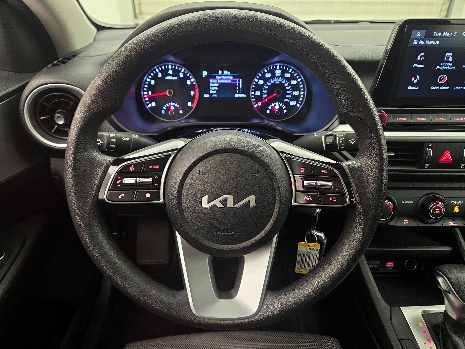 Thumbnail: 2022 Kia Forte - 10