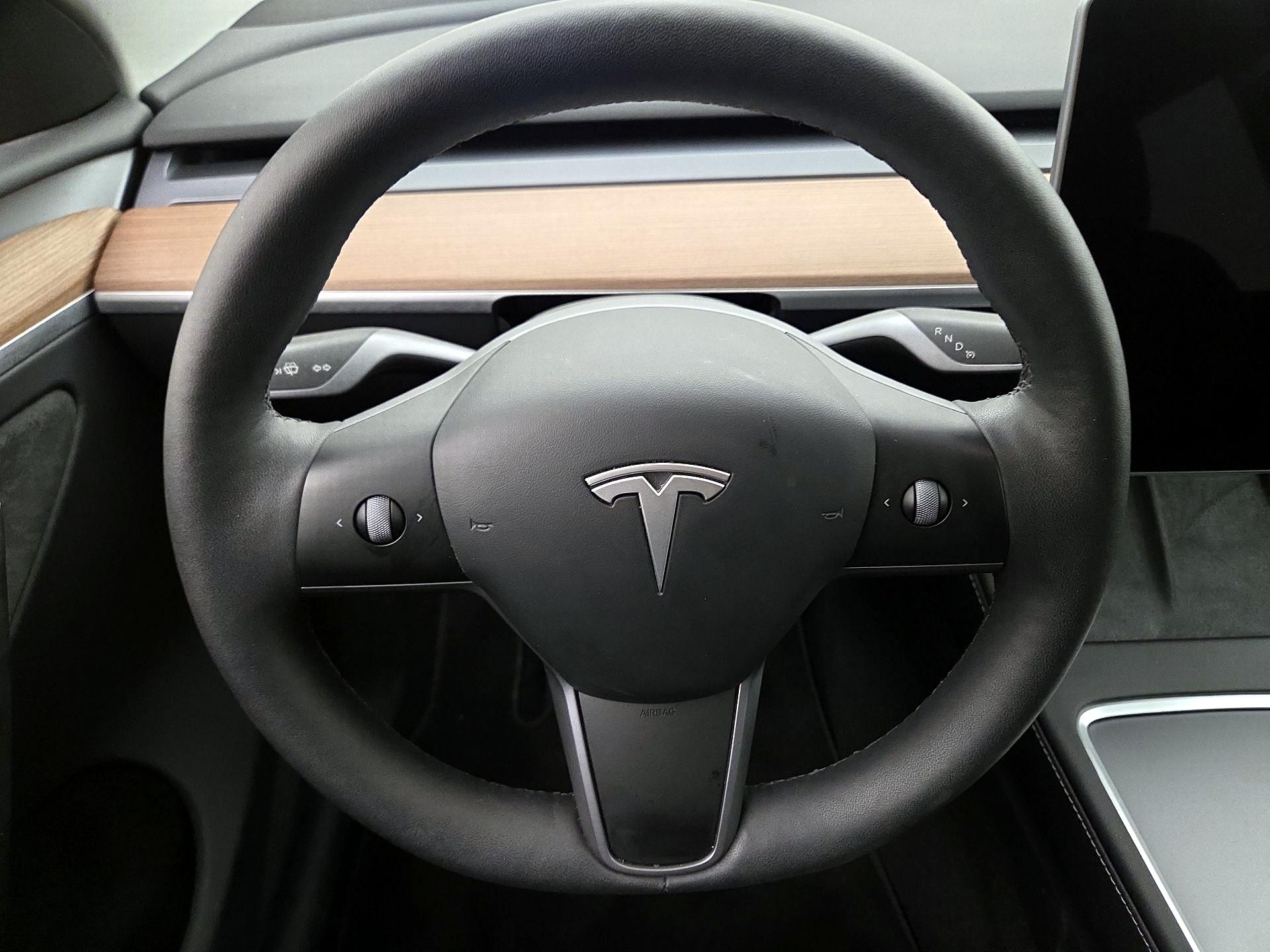 Thumbnail: 2024 Tesla Model Y - 10