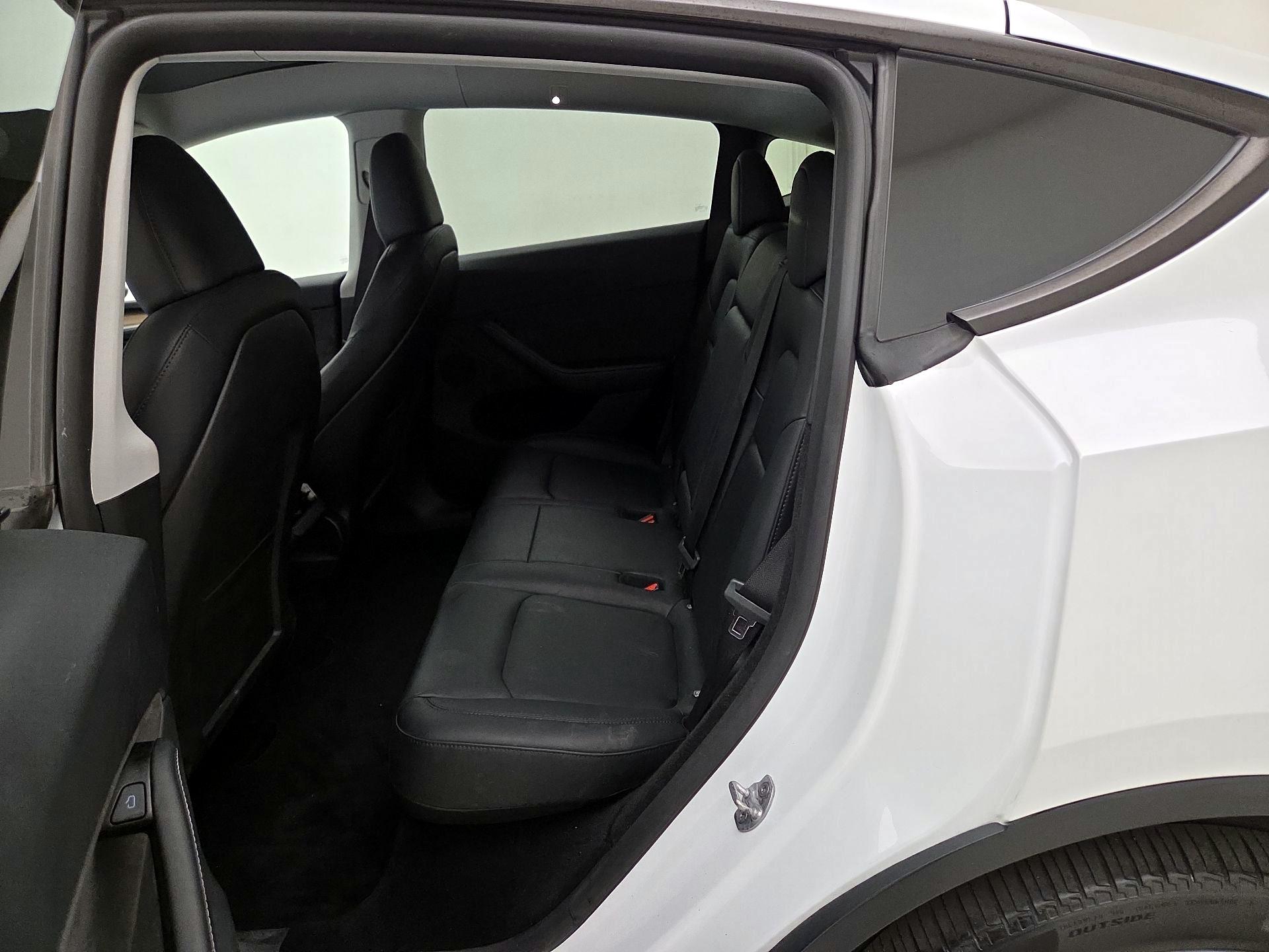 Thumbnail: 2024 Tesla Model Y - 19