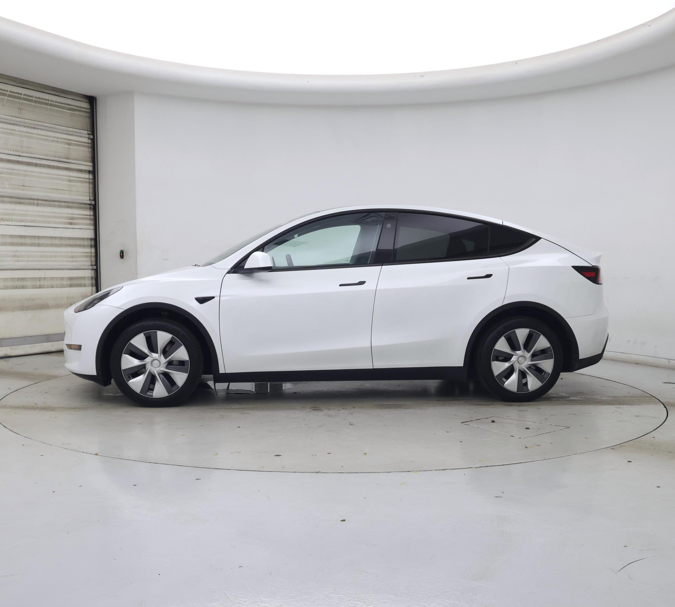 Thumbnail: 2024 Tesla Model Y - 3