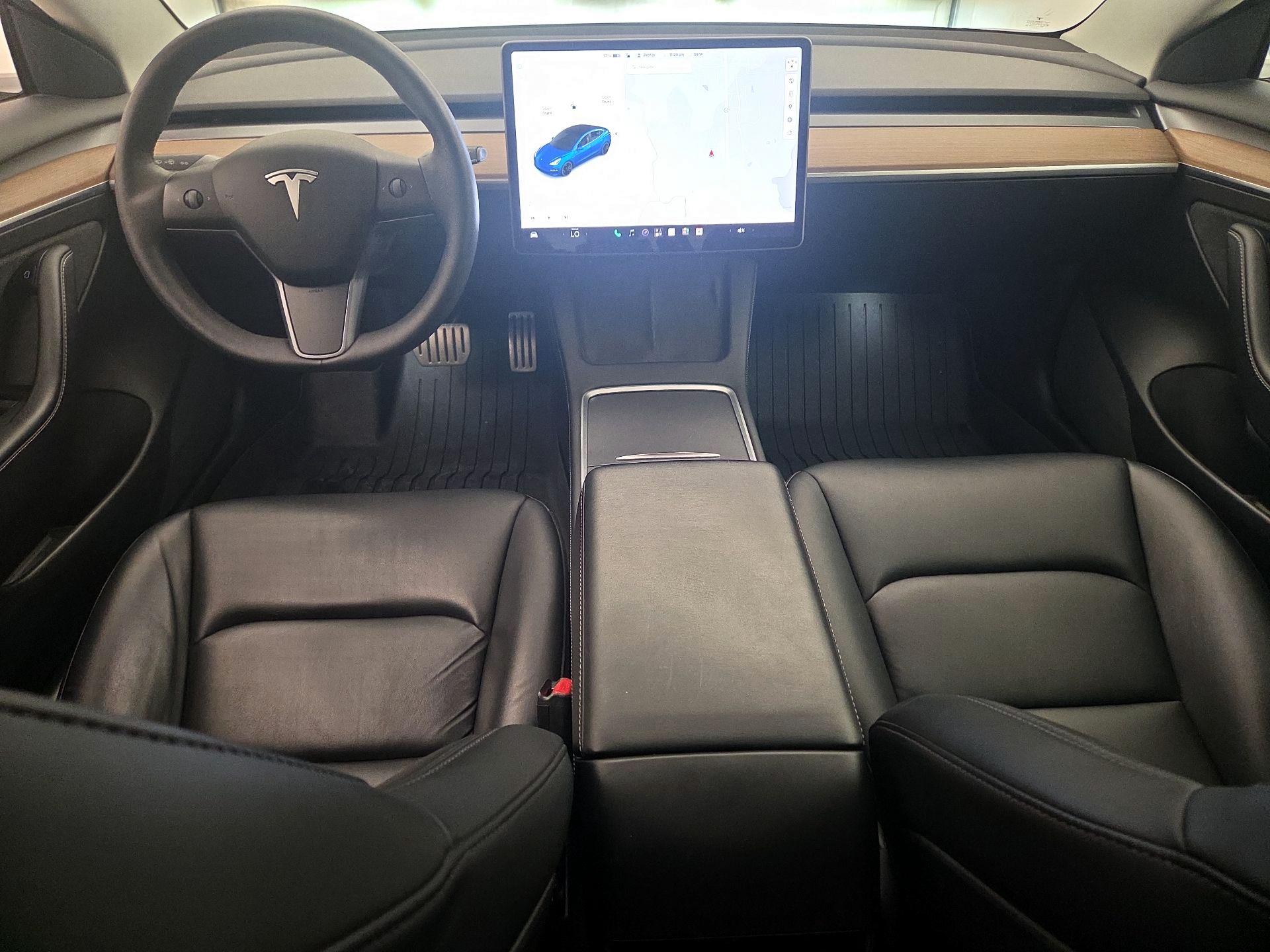 Thumbnail: 2021 Tesla Model 3 - 9