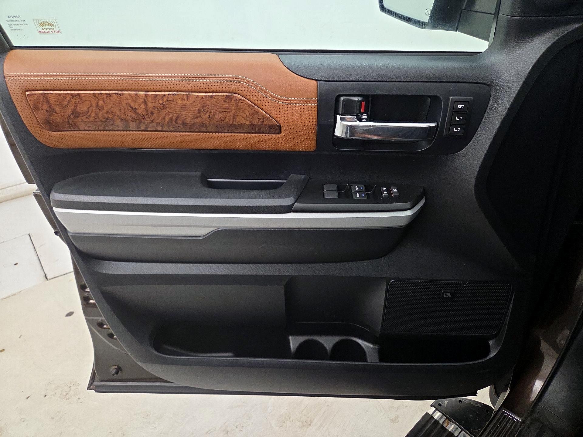 Thumbnail: 2018 Toyota Tundra - 12
