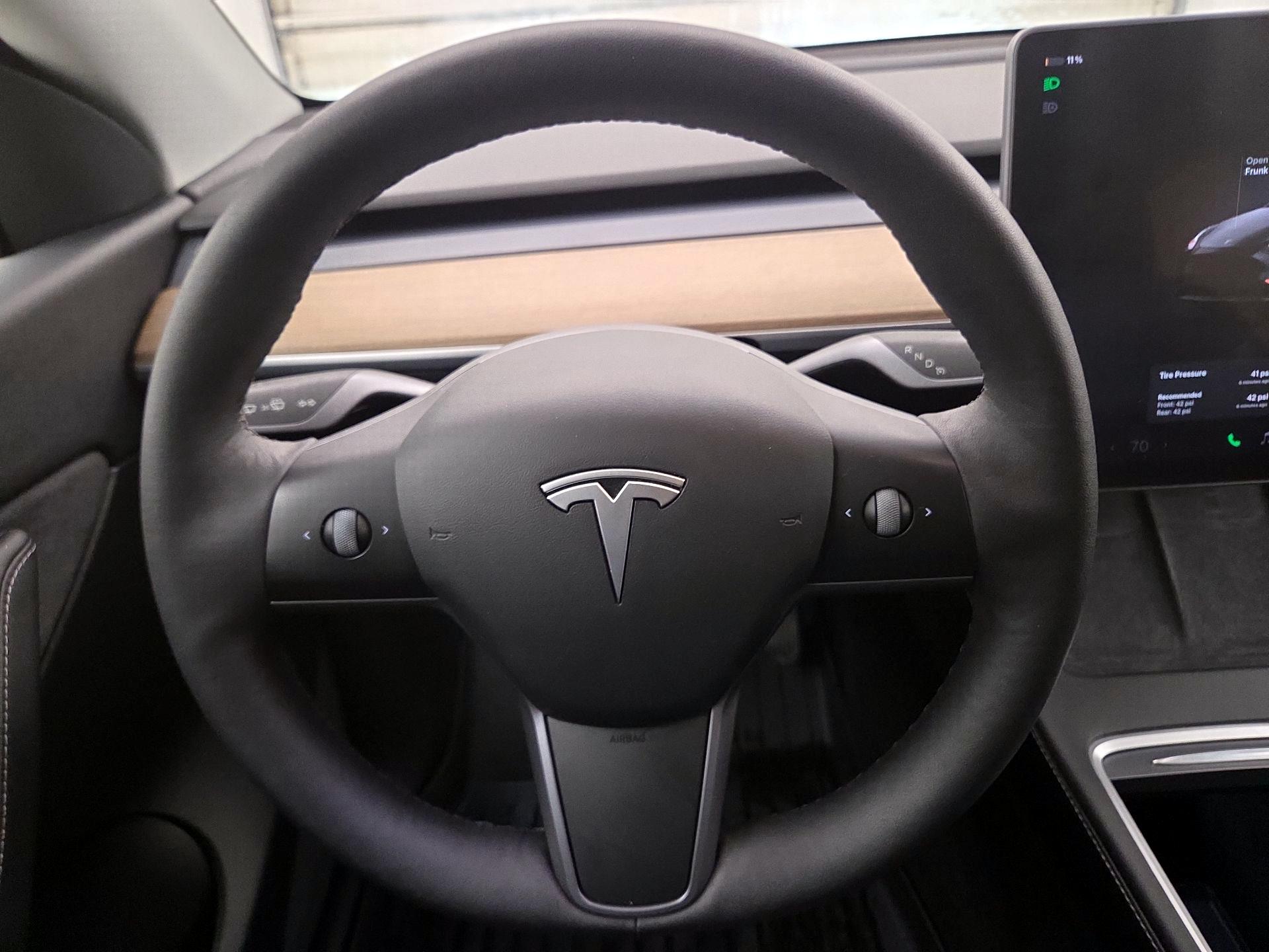 Thumbnail: 2022 Tesla Model Y - 10