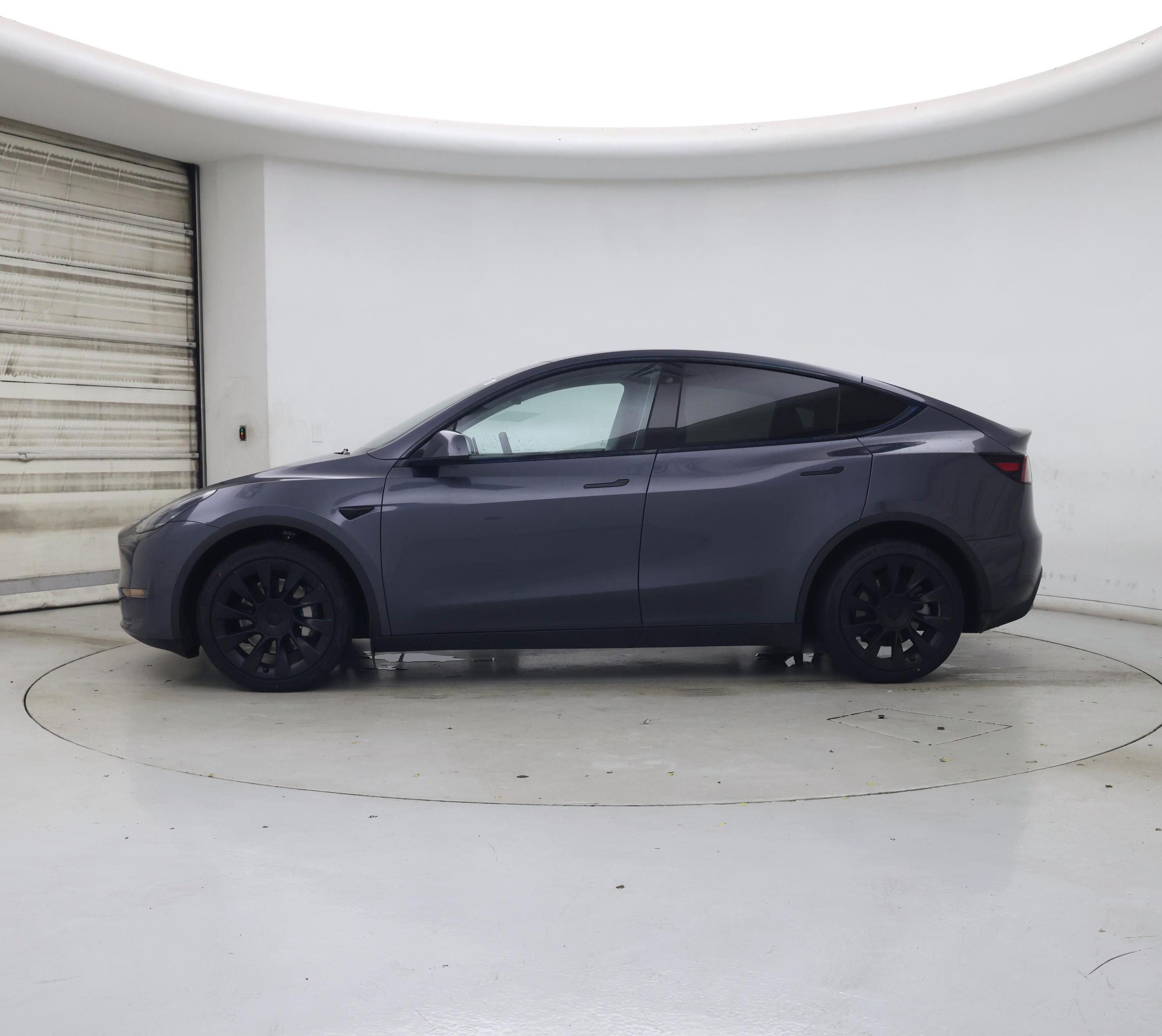Thumbnail: 2022 Tesla Model Y - 3