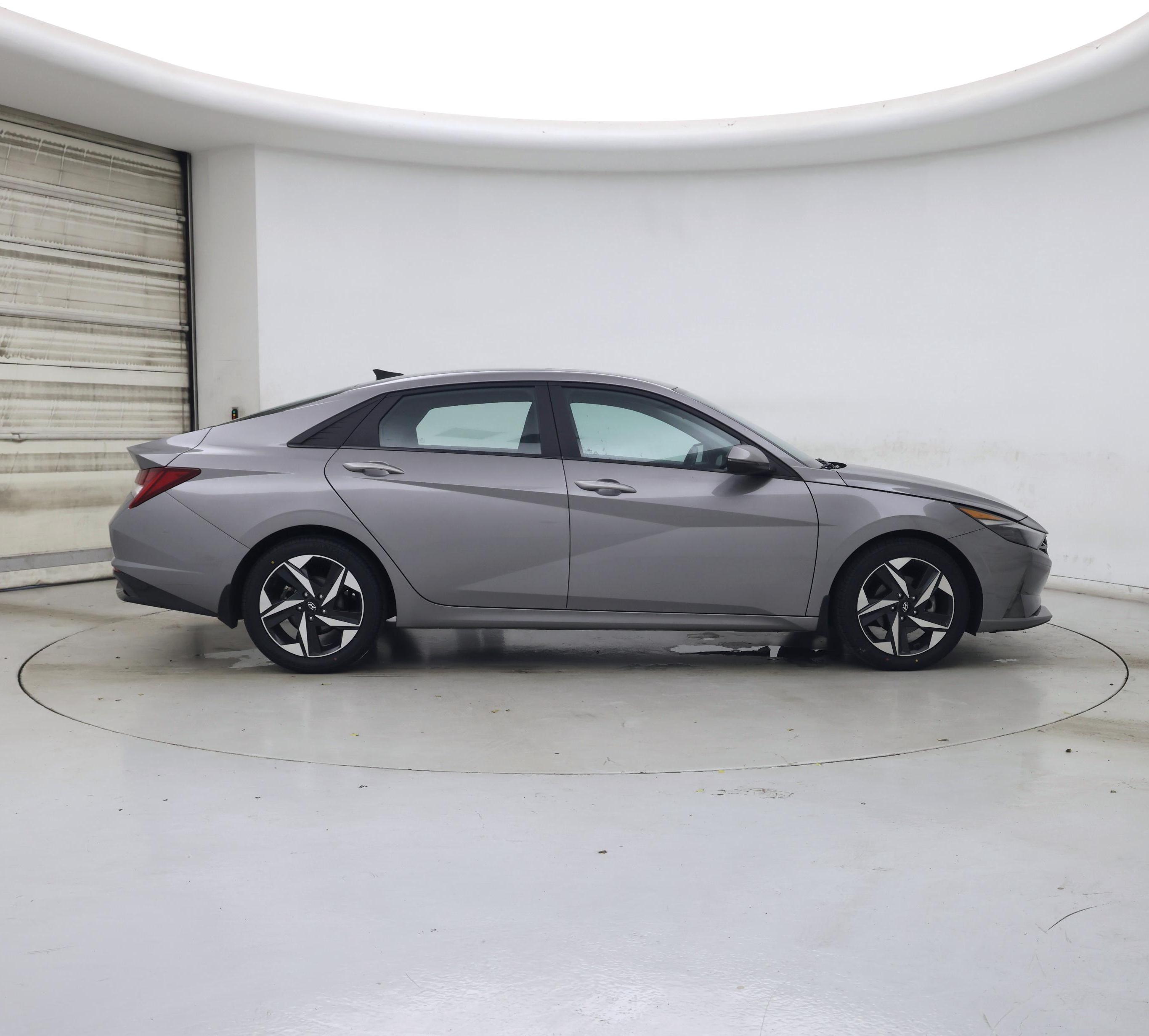 Thumbnail: 2023 Hyundai Elantra - 7